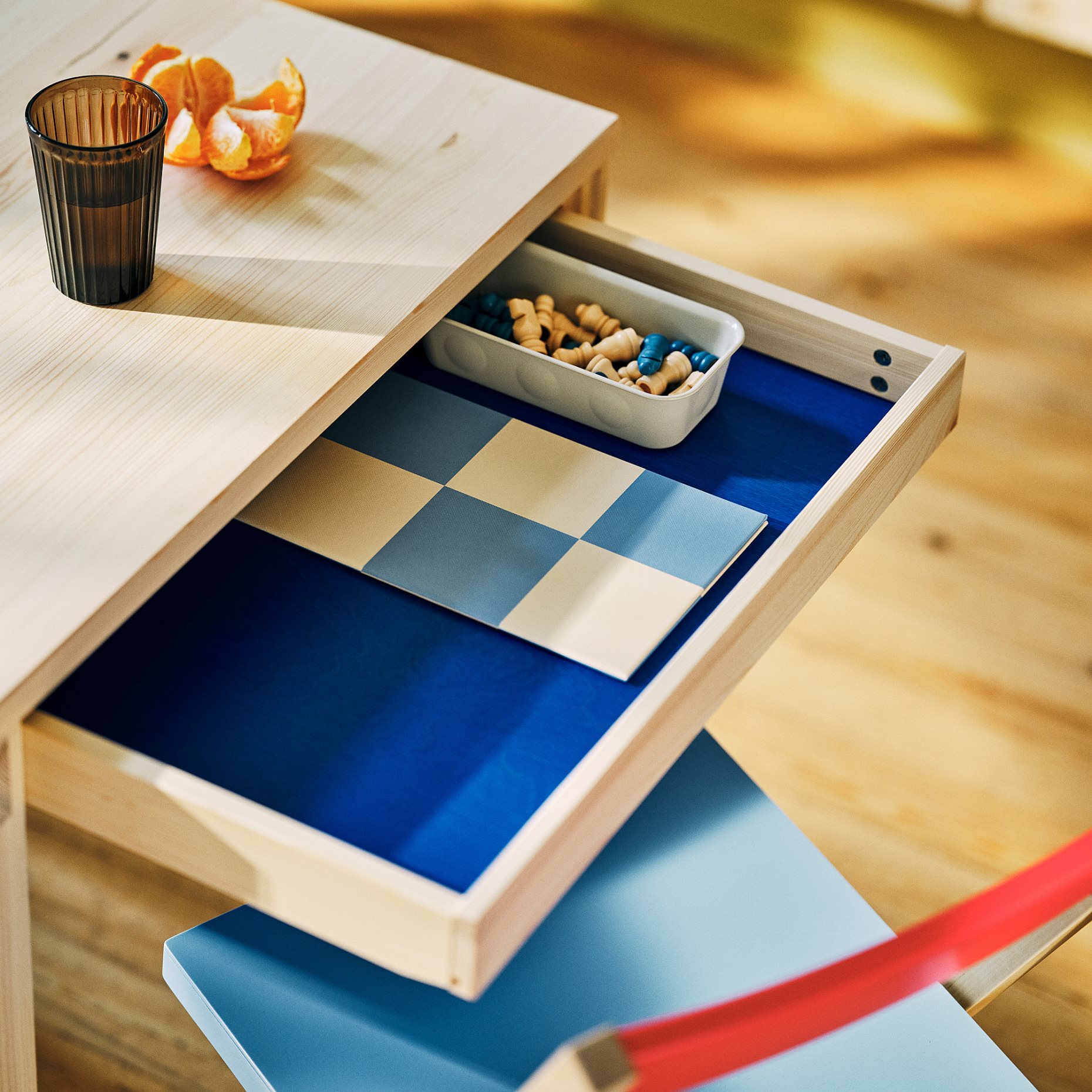 IKEA PS 2026, τραπέζι με συρτάρι, 70x70 cm, 406.178.78
