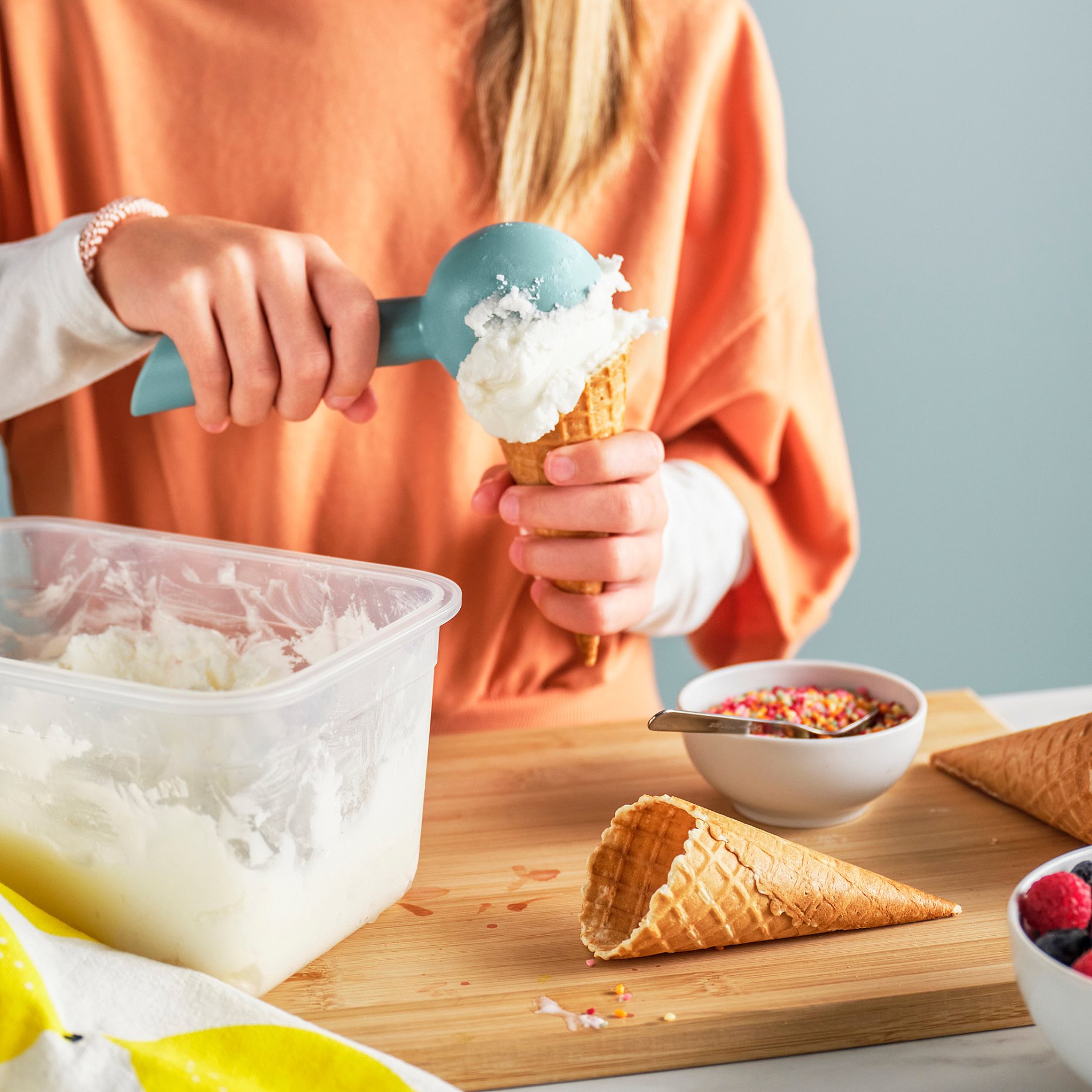 UPPFYLLD, εργαλείο σερβιρίσματος παγωτού, 406.203.38