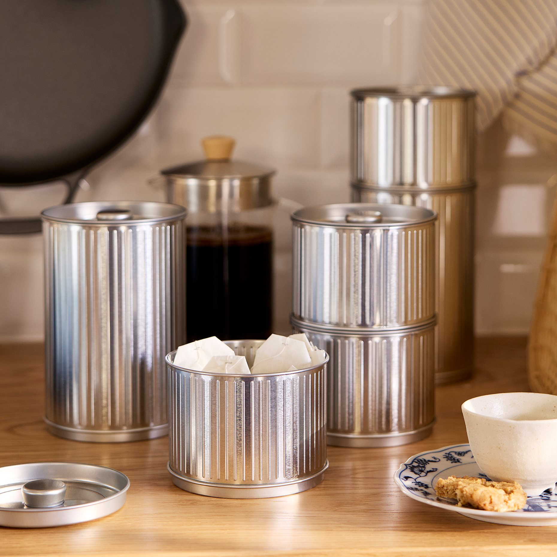 BETTHAJ, tin with lid for coffee/tea, 1.3 l, 506.056.91