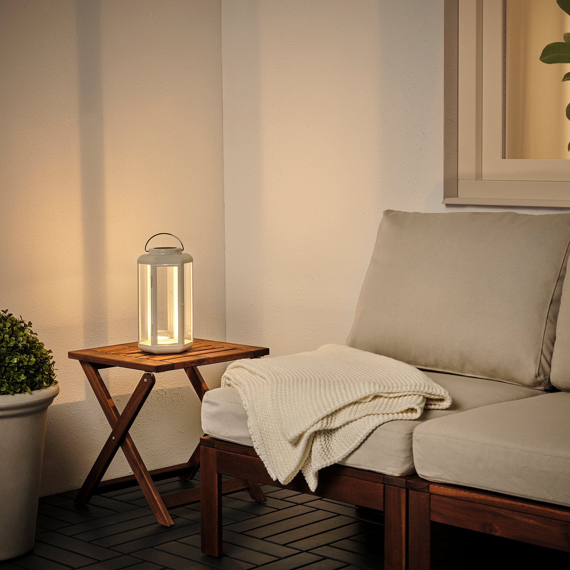 SOLVINDEN, ηλιακό επιτραπέζιο φωτιστικό με ενσωματωμένο φωτισμό LED/φανάρι, 28 cm, 605.145.77