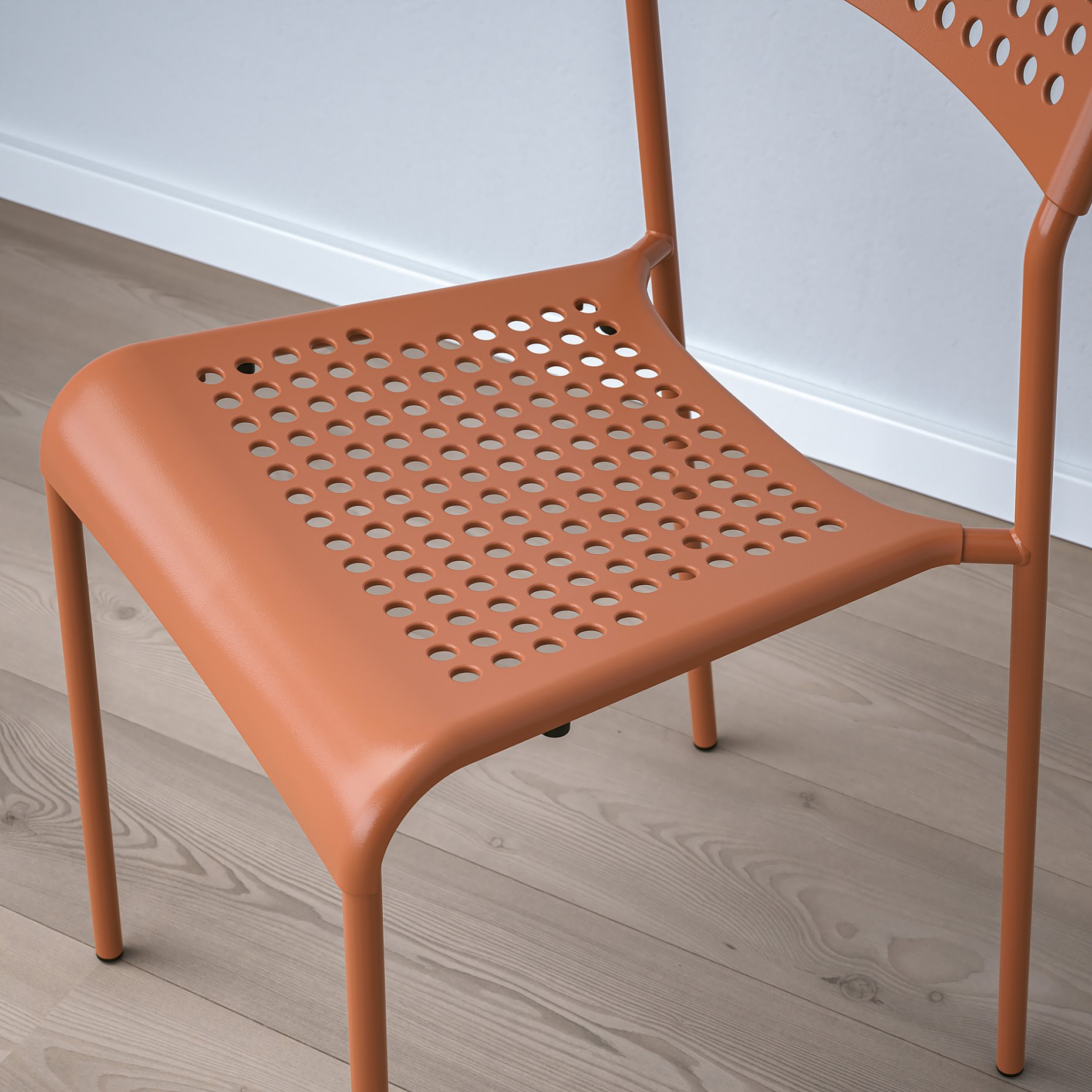SANDSBERG, chair, 606.054.26
