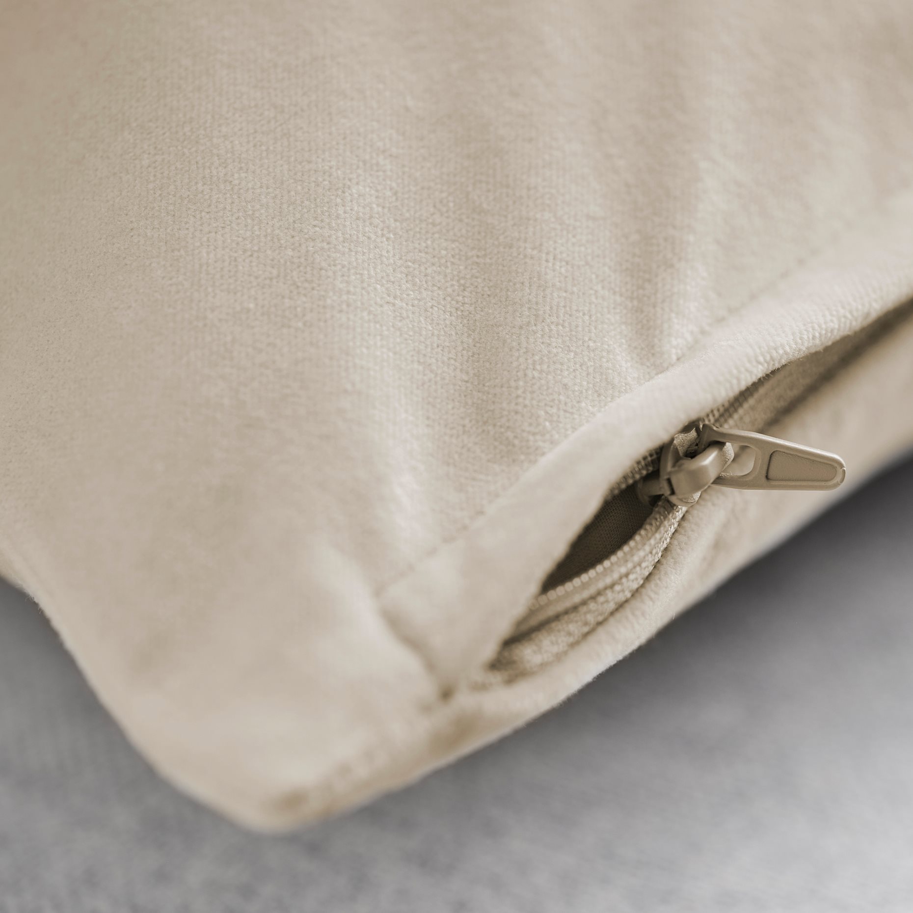 SANELA, cushion cover, 65x65 cm, 705.911.36