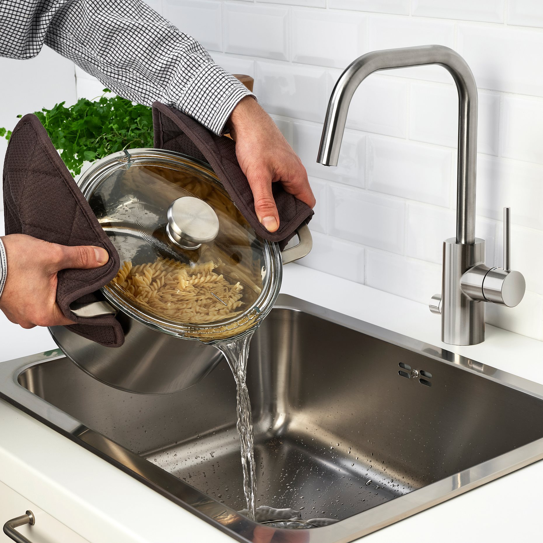 HEMKOMST, pot with lid, 5 l, 805.131.43