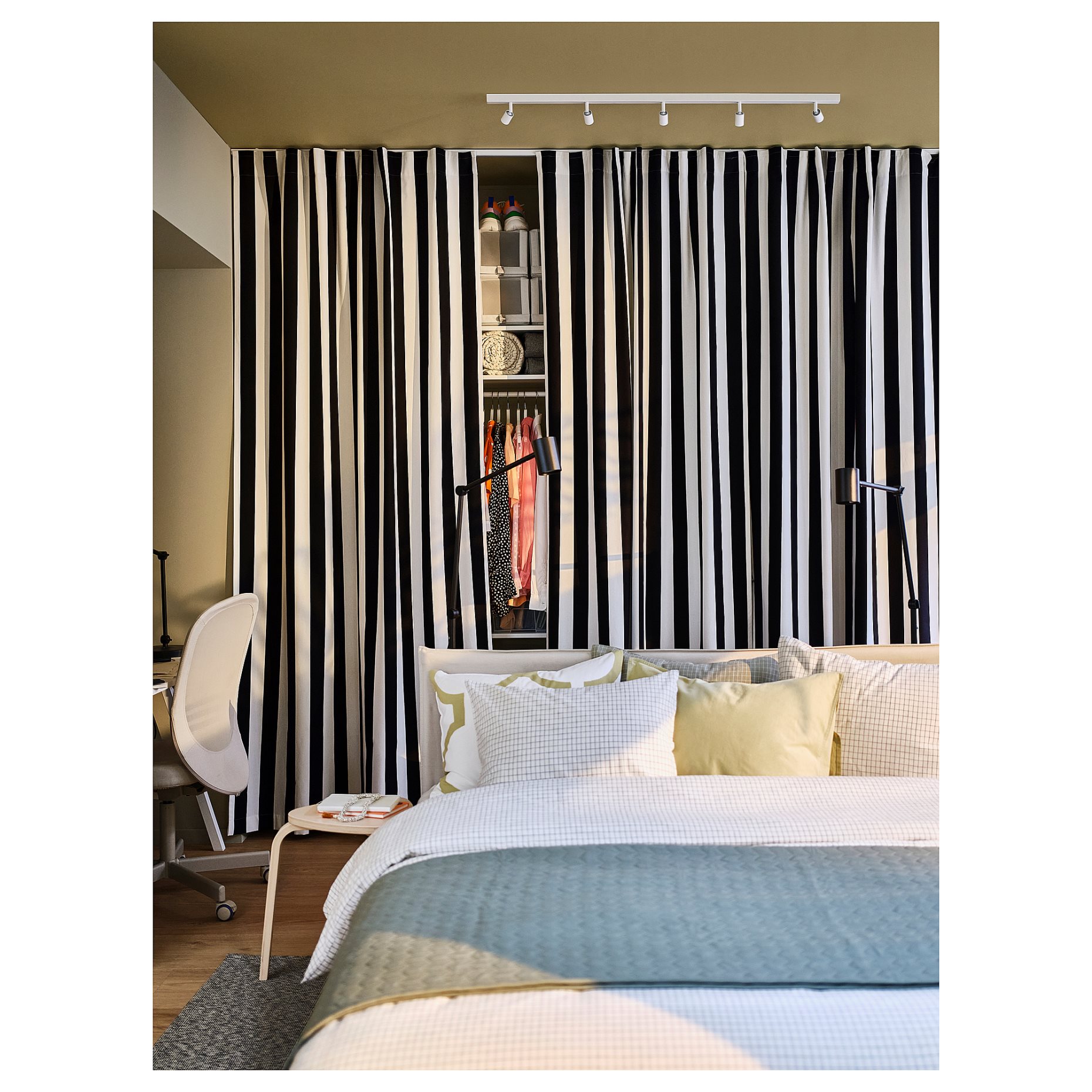 BÄVE, ceiling track with built-in LED light source, 5-spots, 805.272.39