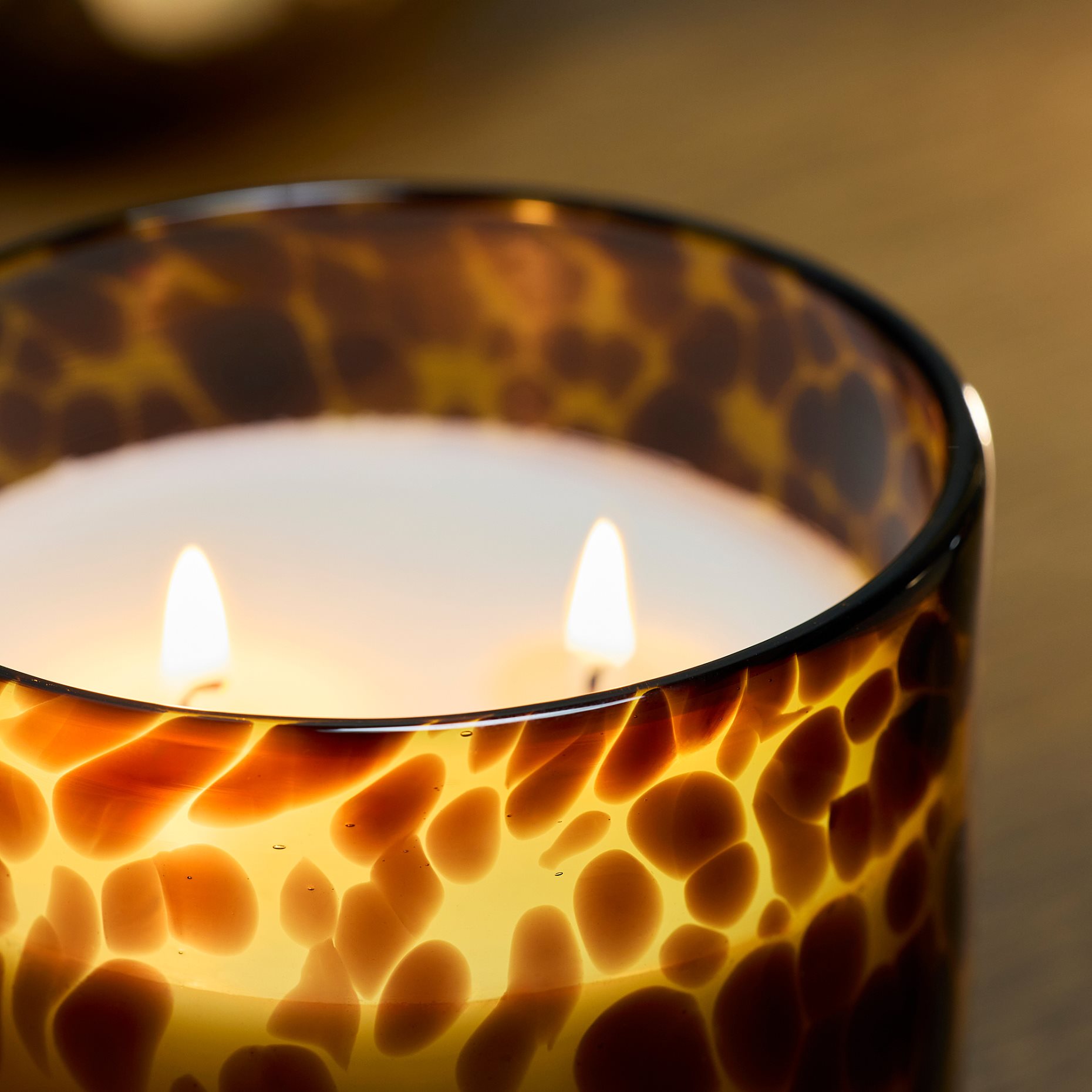 KRONSÅNGARE, scented candle in glass, 2 wicks/Peach, 50 hr, 806.092.92