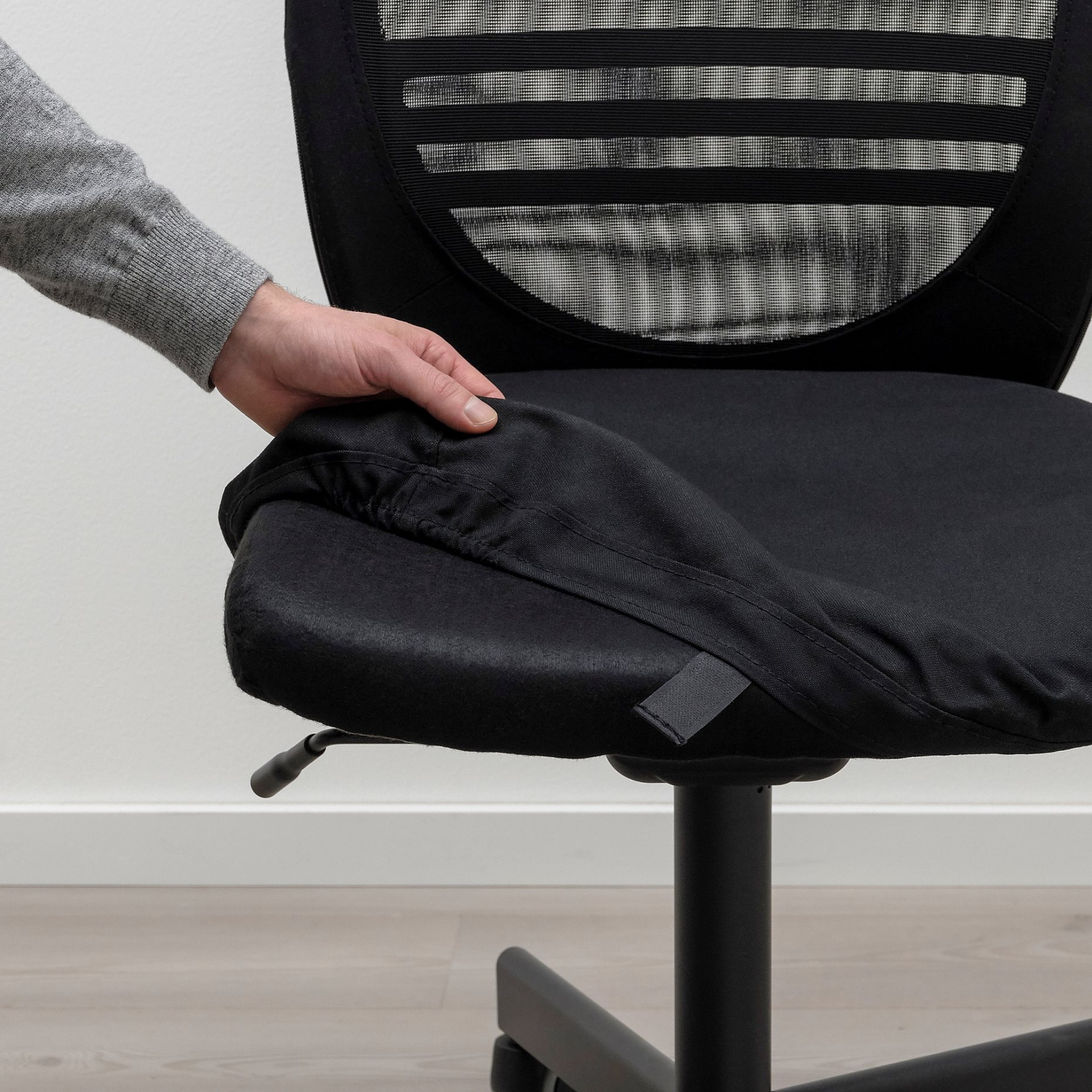 FLINTAN, office chair with armrests, 894.244.68