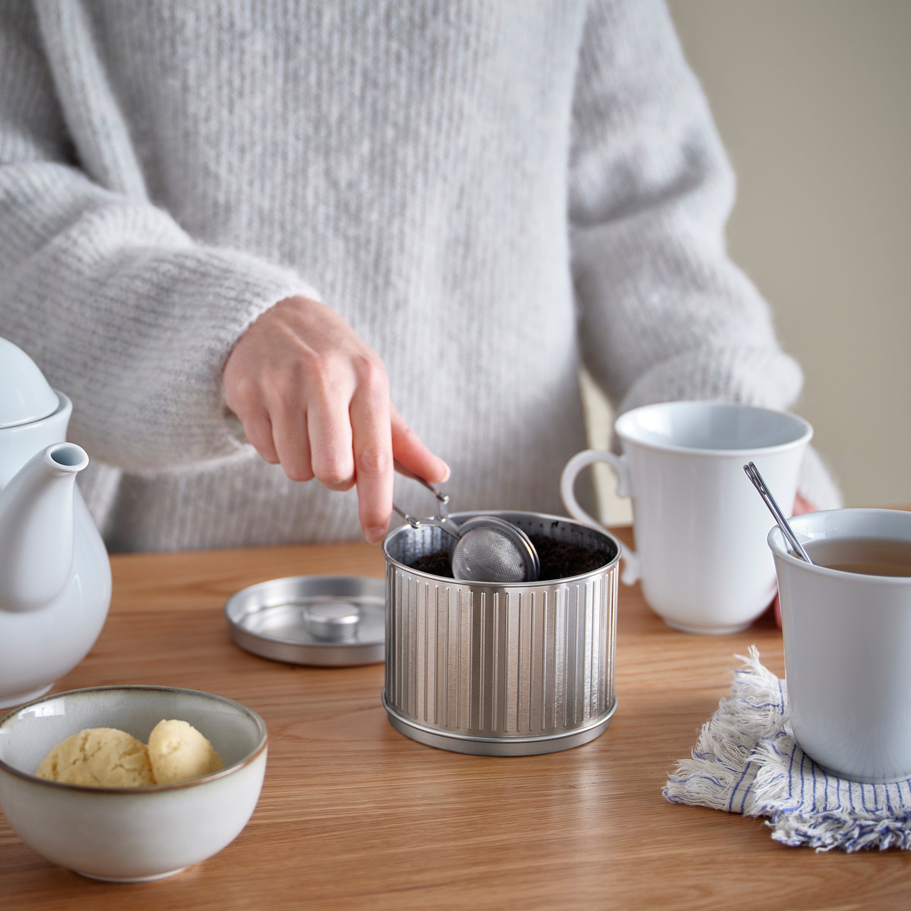 BETTHAJ, tin with lid for coffee/tea, 0.6 l, 906.056.89