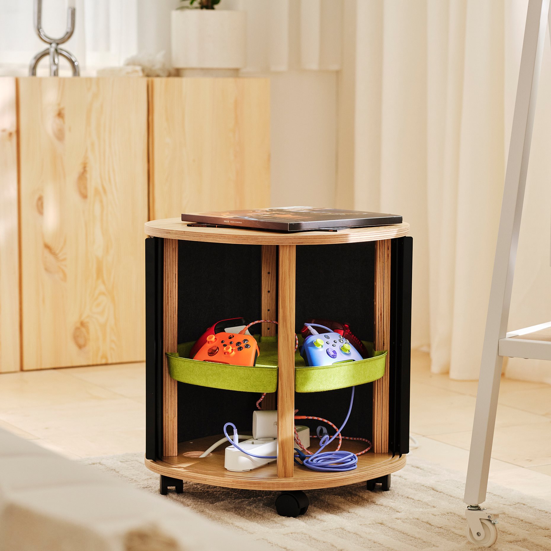 YXSTABY, gaming side table on castors, 906.200.05