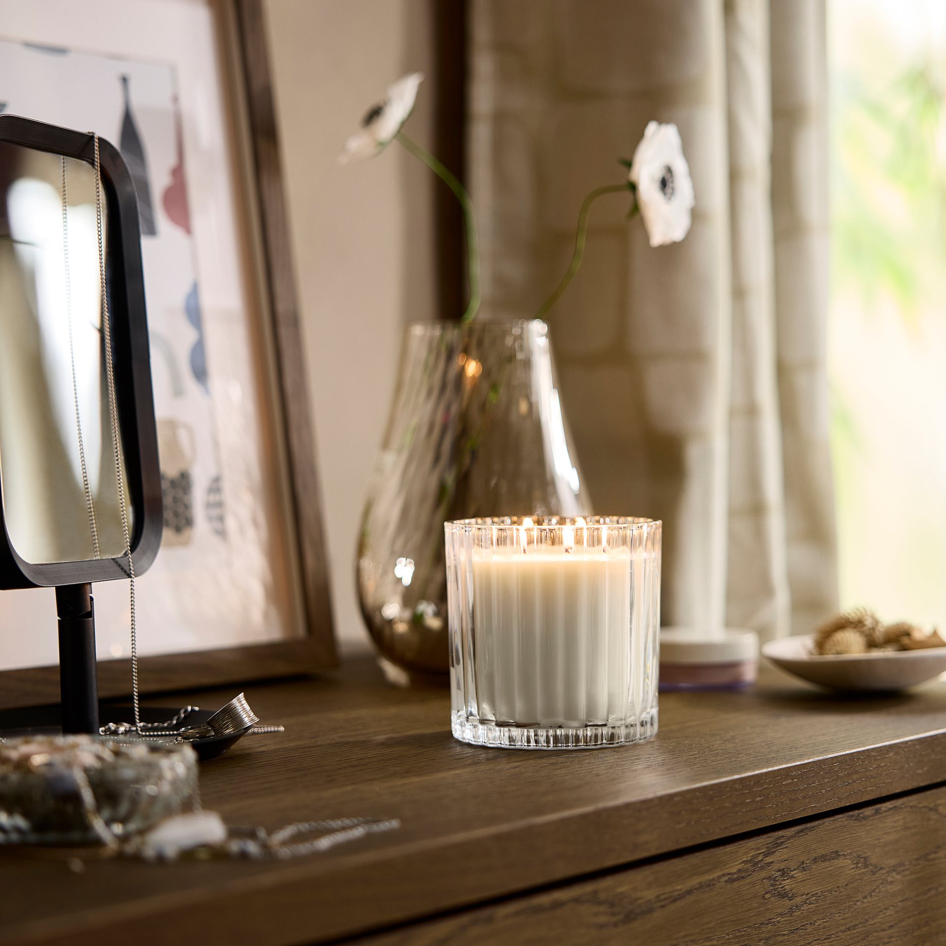 TOFSTÄRNA, scented candle in glass, 2 wicks/Fresh linen, 50 hr, 906.276.67