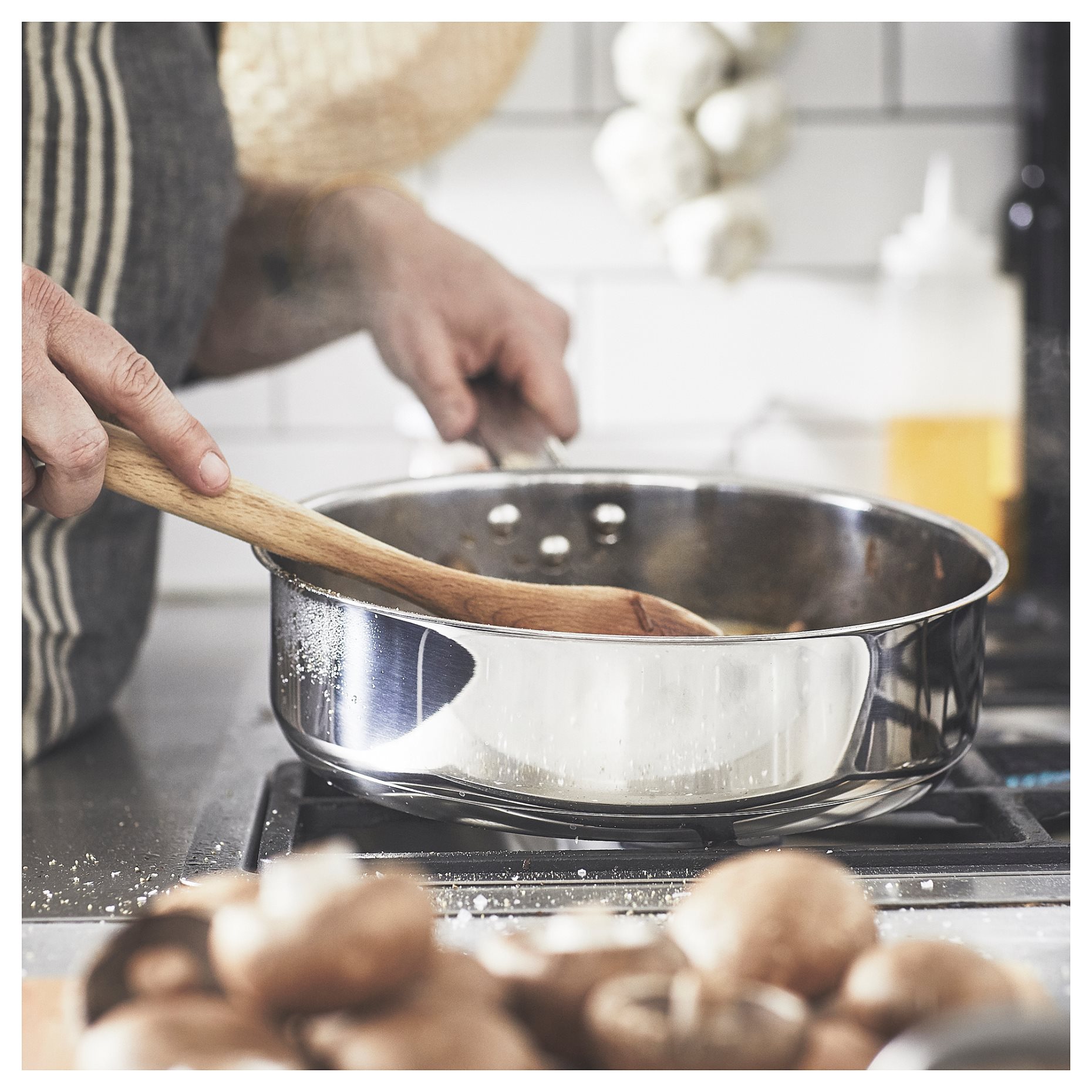 IKEA 365+, saute pan, 24 cm, 004.842.53