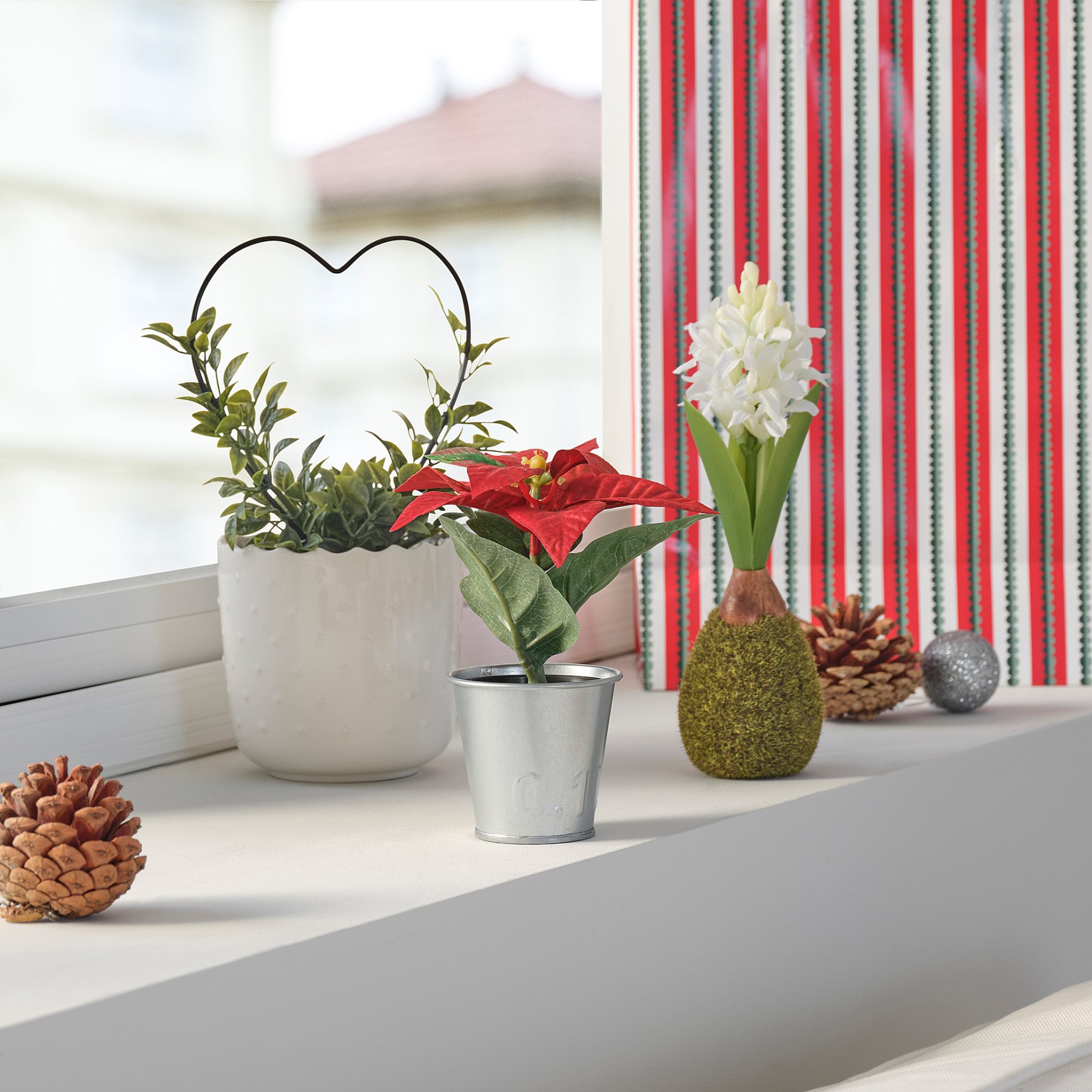 VINTERFINT, artificial potted plant with pot/in/outdoor Poinsettia, 6 cm, 005.621.37