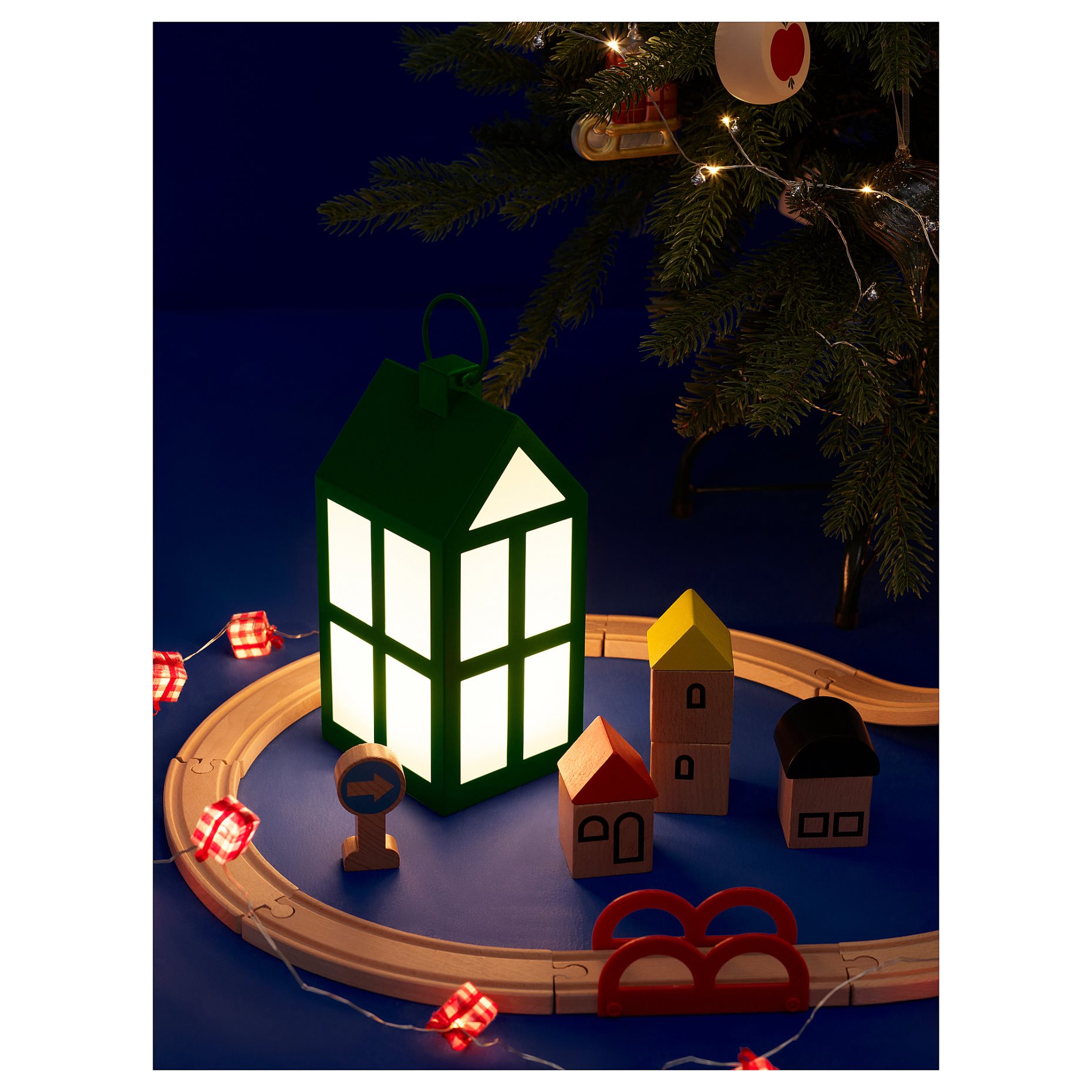 STRÅLA, decorative table lamp with built-in LED light source/house/battery-operated, 28 cm, 005.629.48
