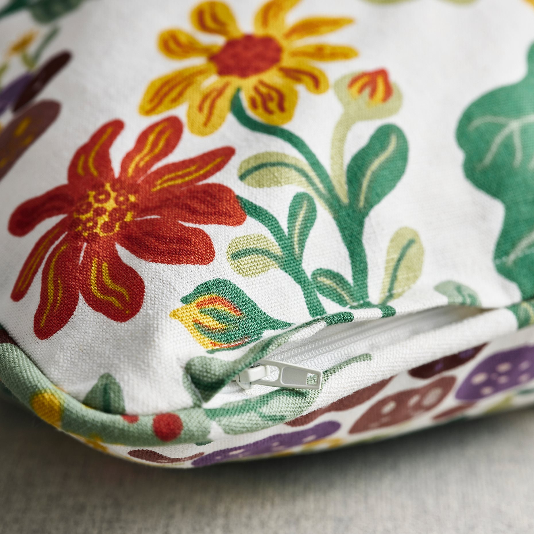 VILDPERSILJA, cushion cover, 50x50 cm, 105.823.33