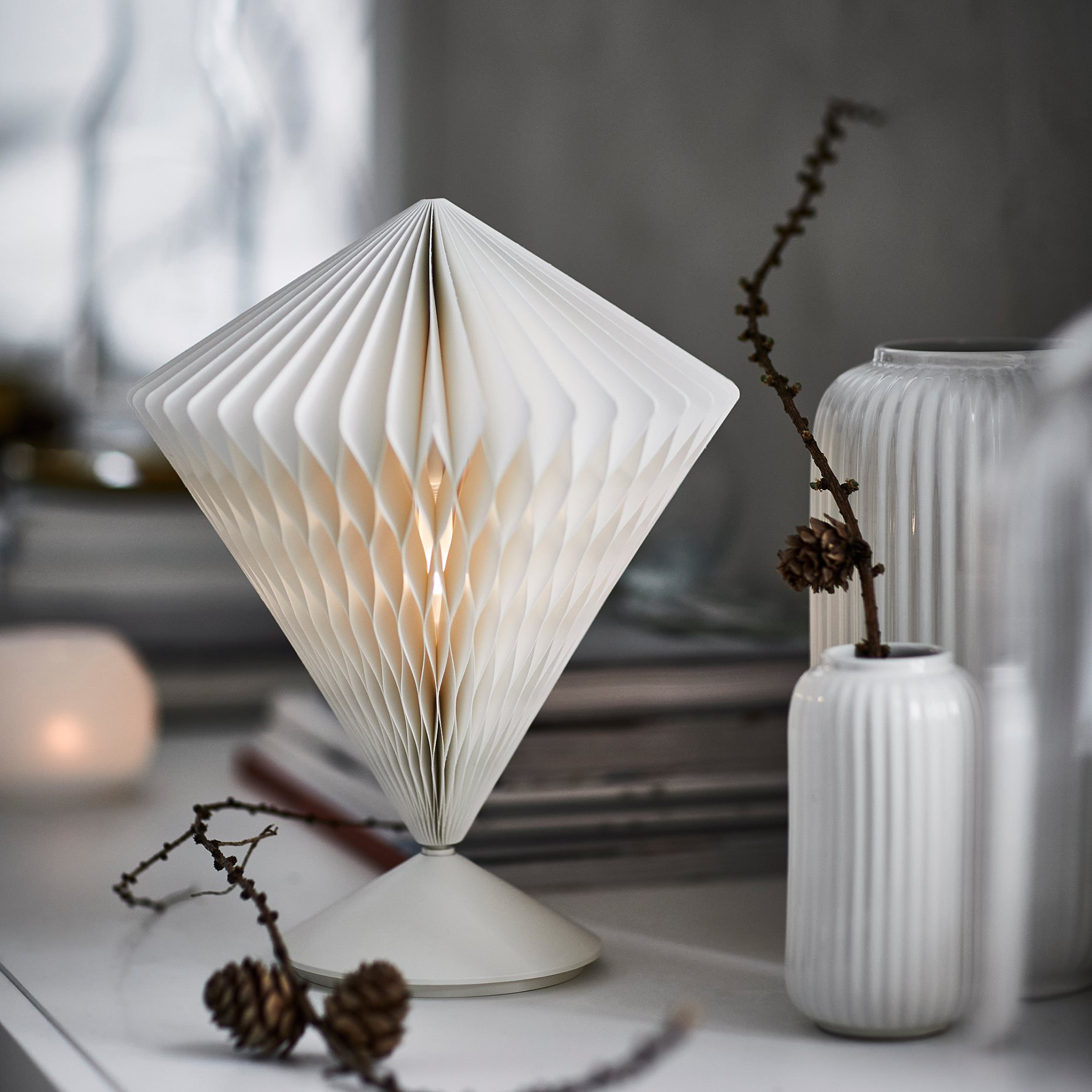 STRÅLA, decorative table lamp with built in LED light source,tree-shaped battery-operated, 106.066.40
