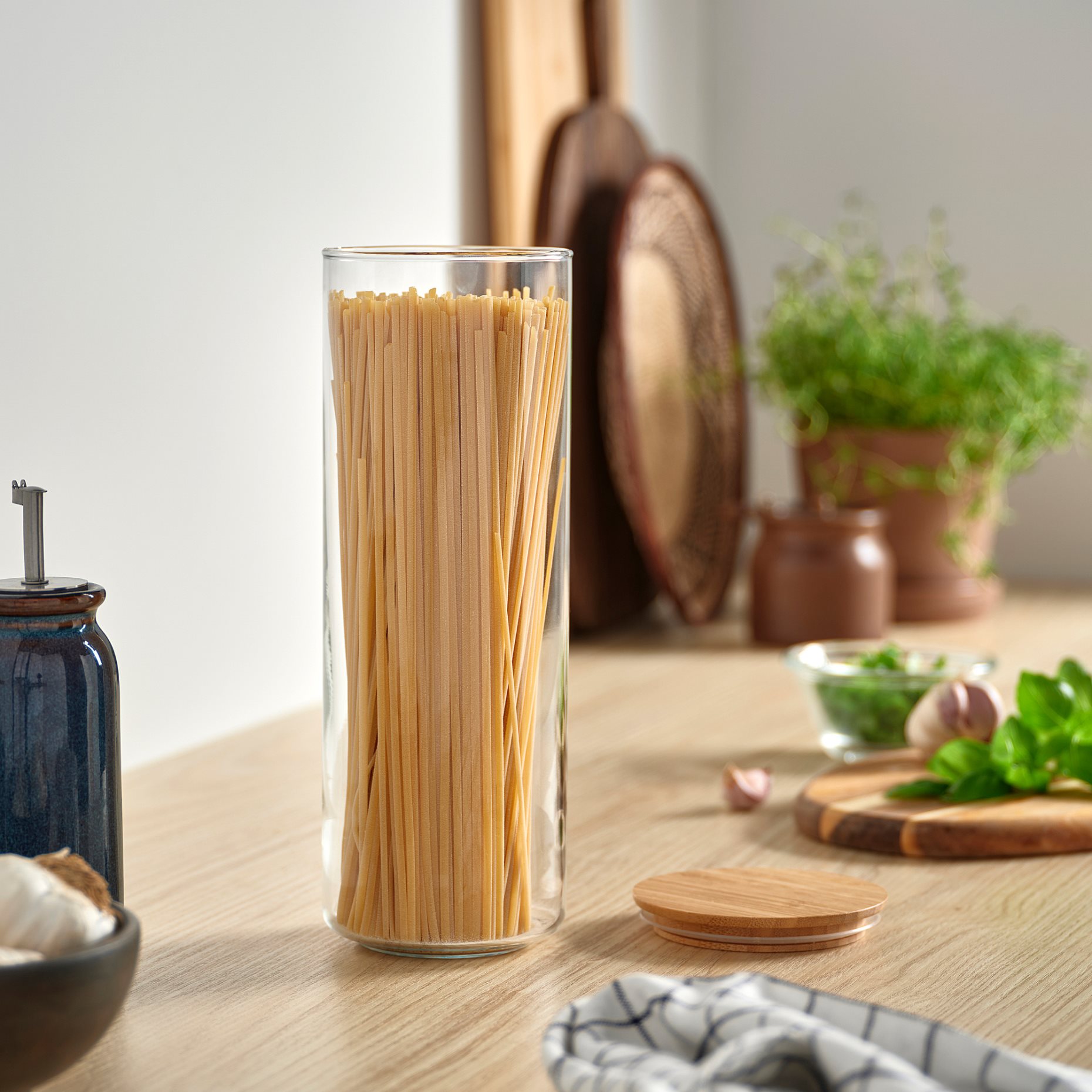 EKLATANT, jar with lid, 1.8 l, 304.190.58