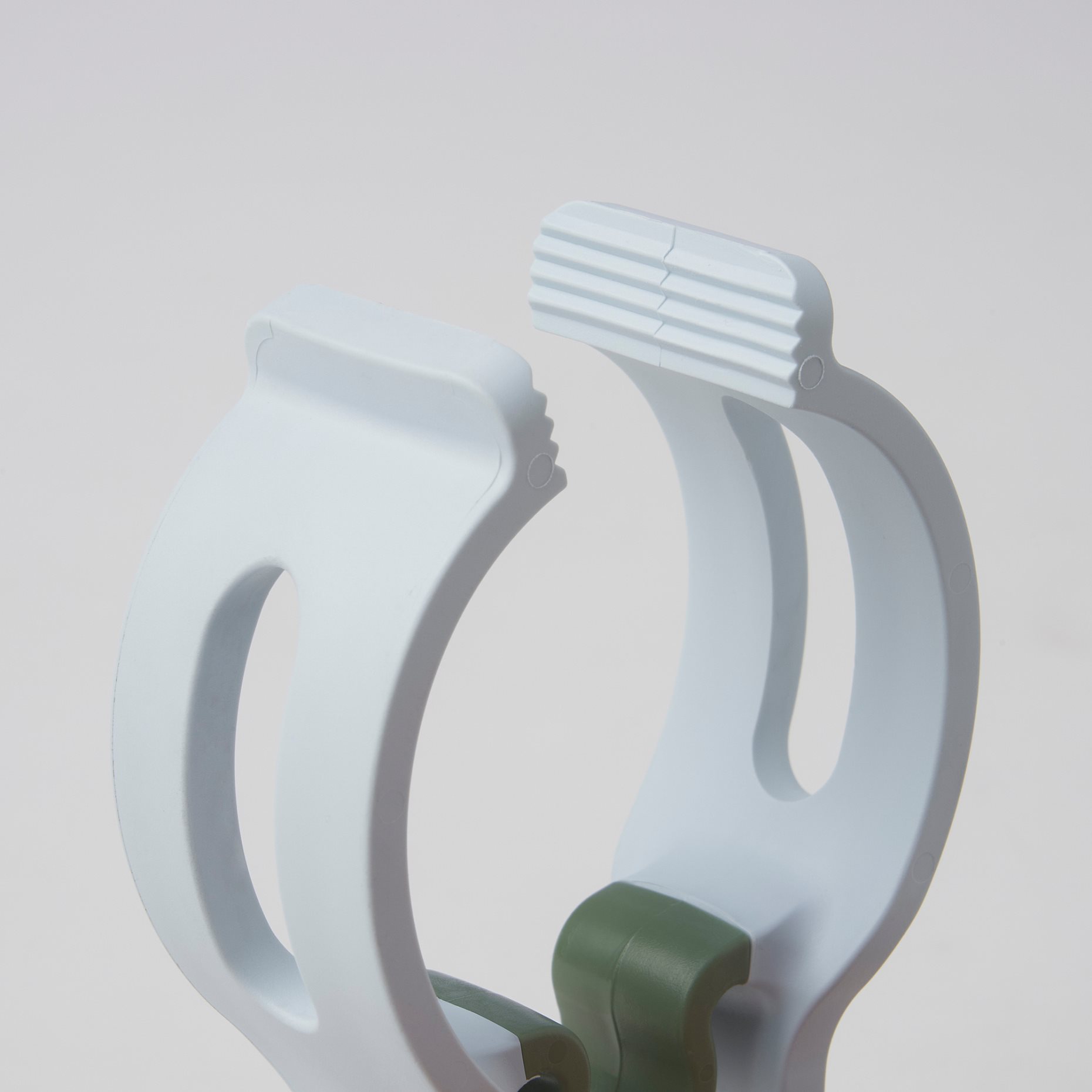 SLIBB, large peg, 2 piece, 305.677.70