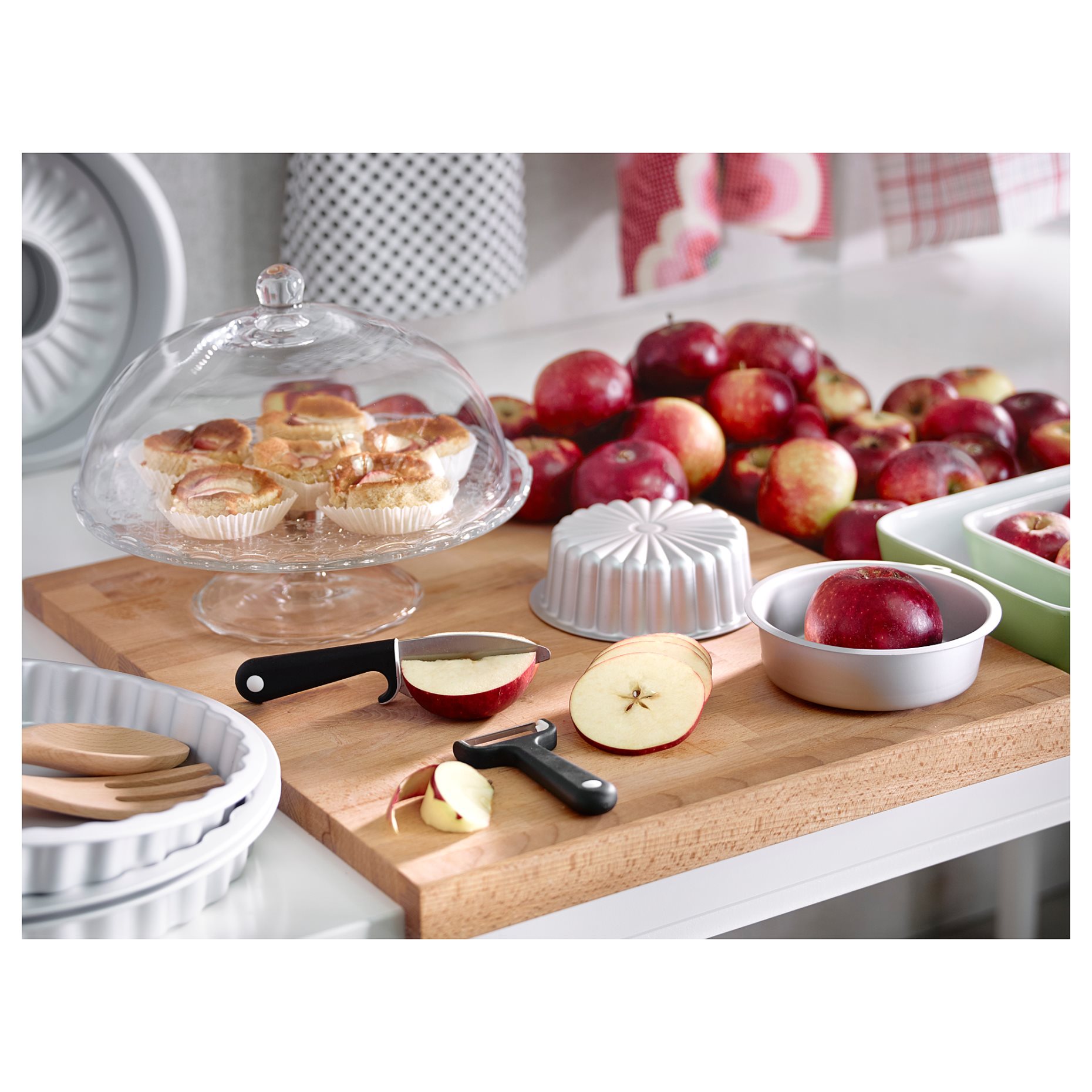 ARV BRÖLLOP, serving stand with lid, 401.255.50