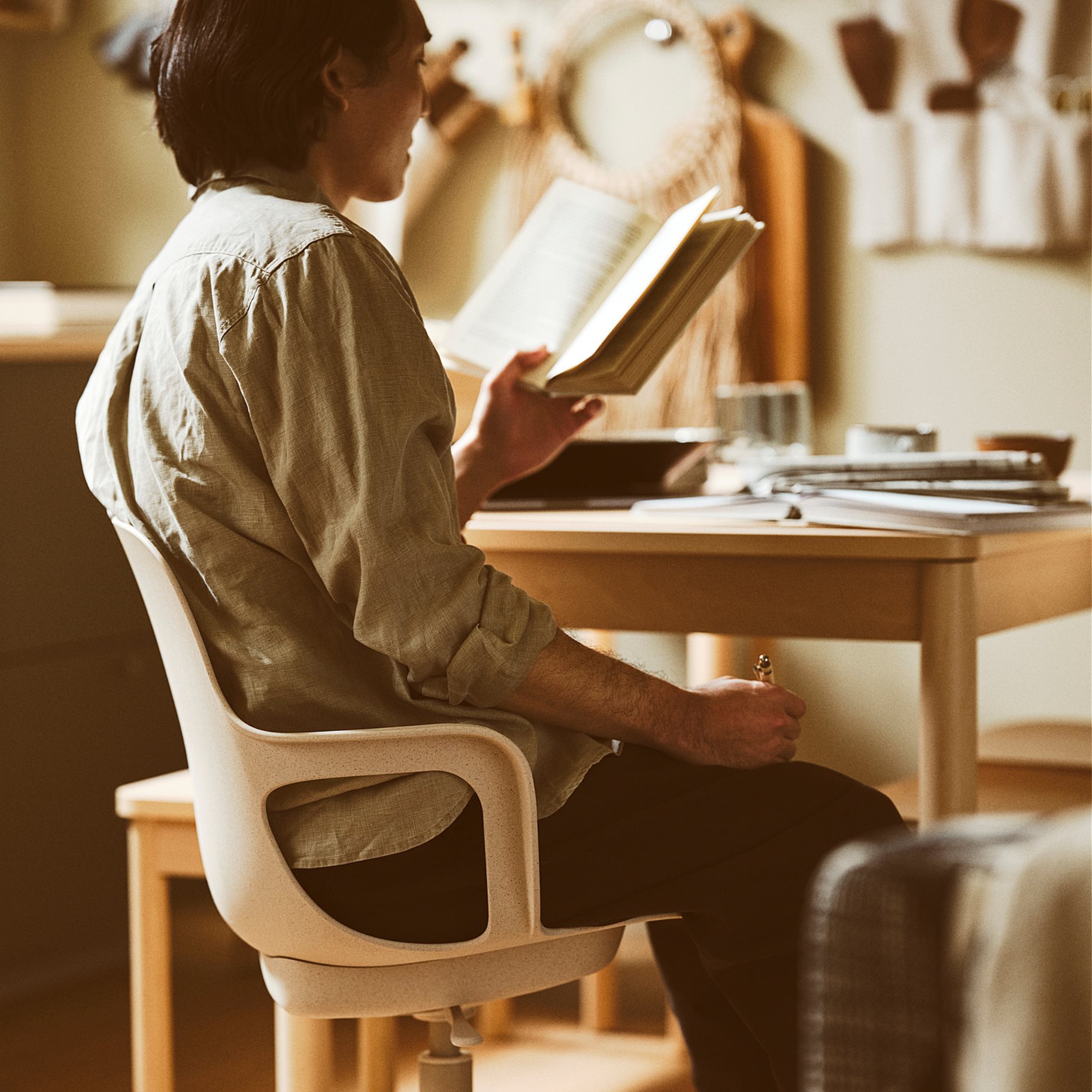 ODGER, περιστρεφόμενη καρέκλα, 703.086.85