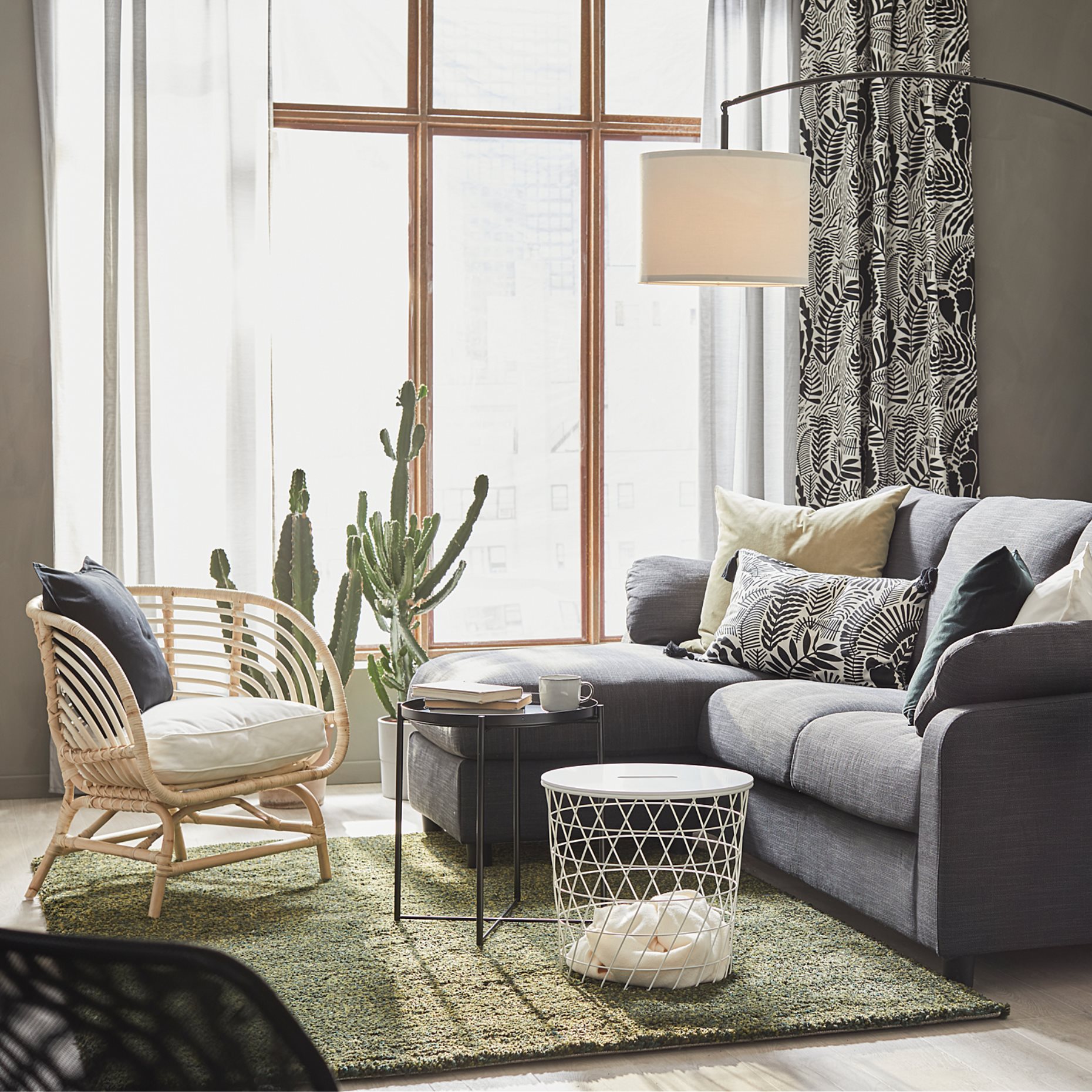 SKAFTET, floor lamp base, arched, 704.055.25