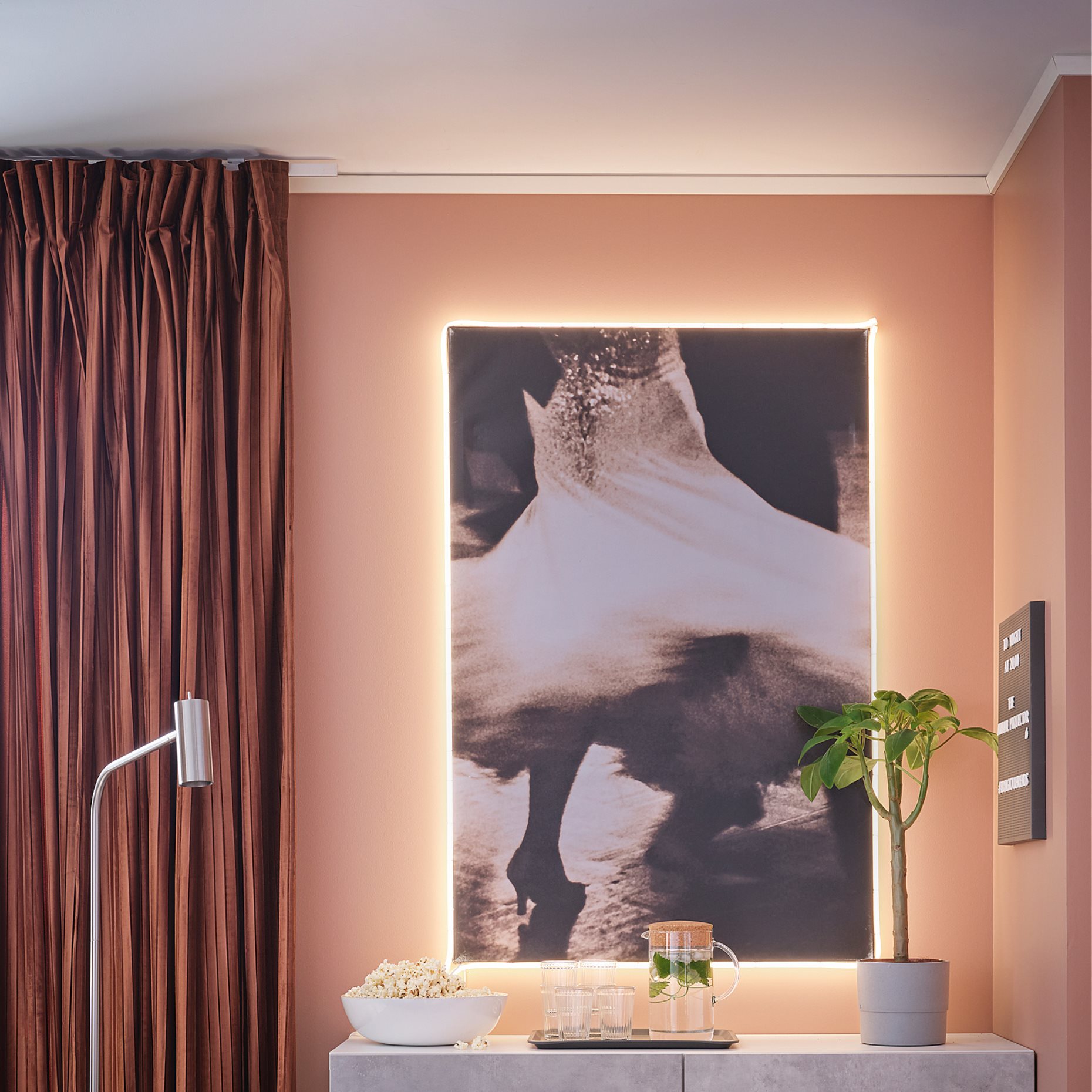 BESTÅ, σύνθεση αποθήκευσης με πόρτες/συρτάρια ανοίγματος με πίεση, 120x42x74 cm, 794.215.21