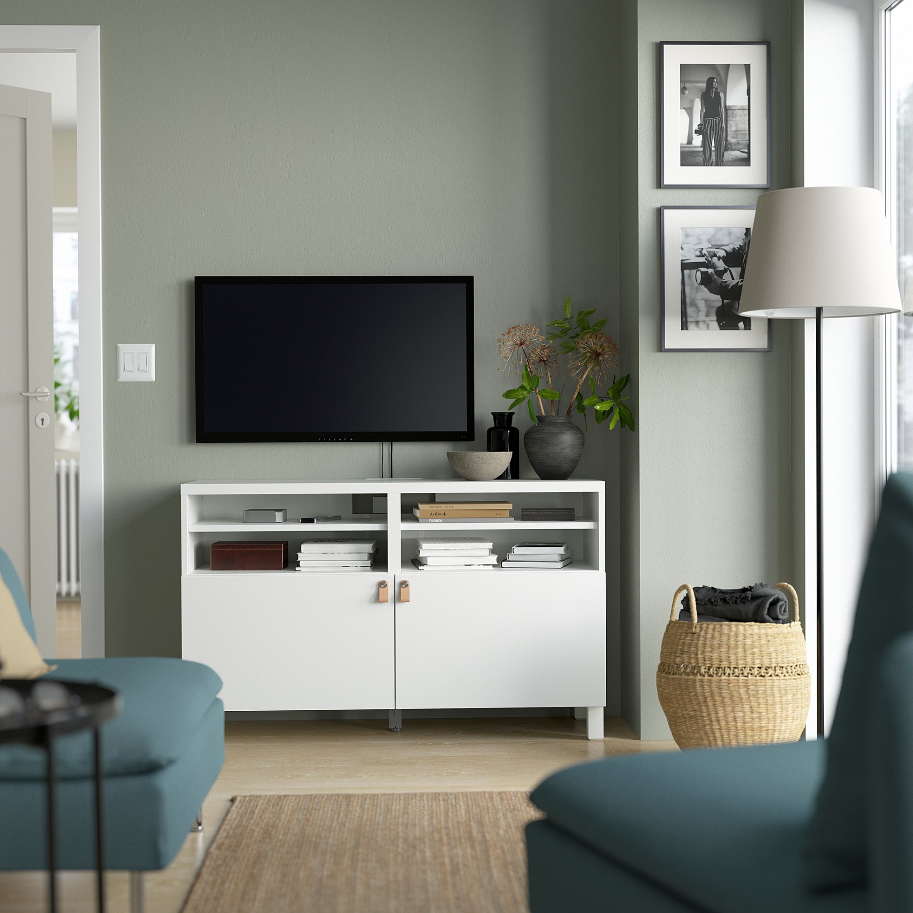 BESTÅ, έπιπλο TV με πόρτες, 120x42x83, 390.683.34