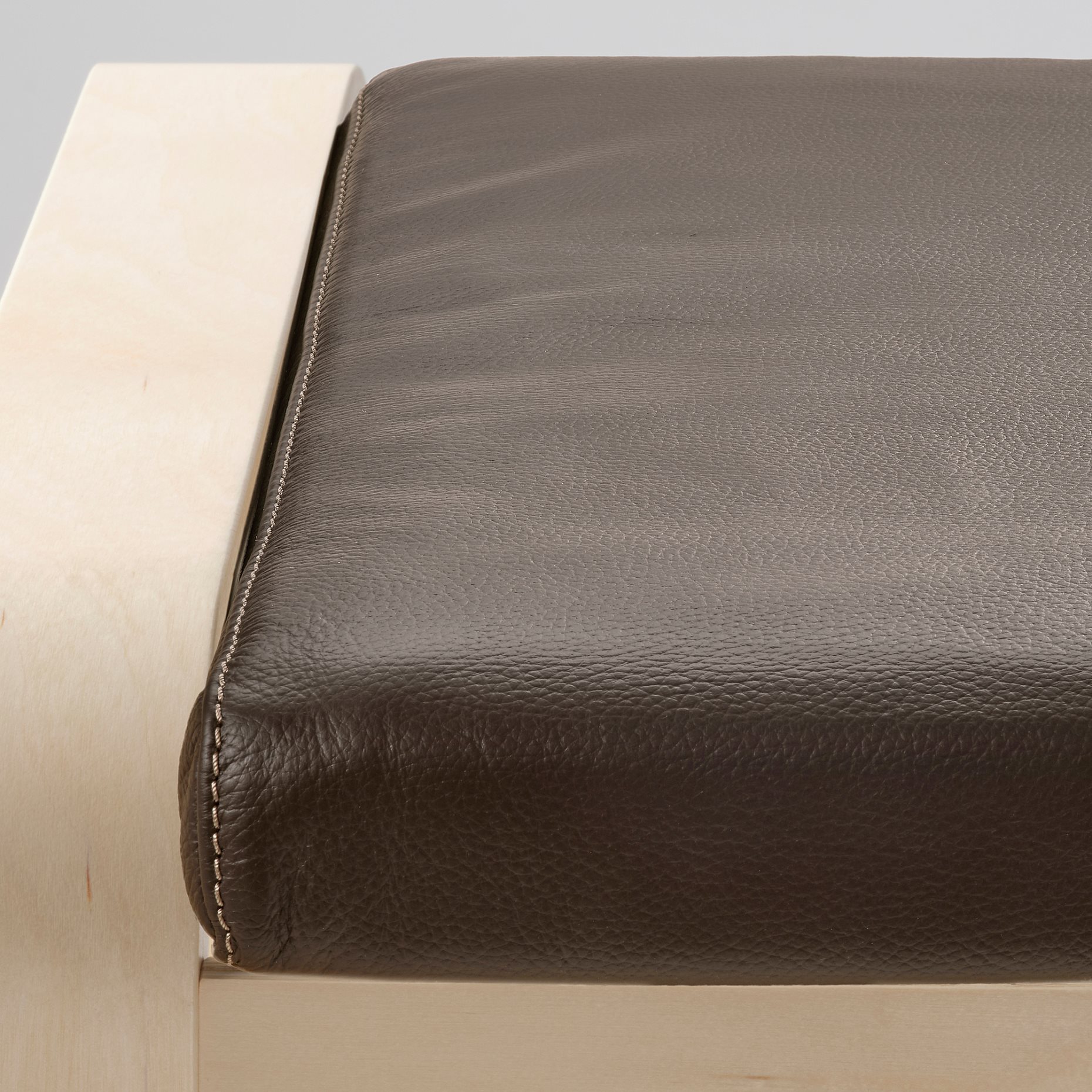 POÄNG, Υποπόδιο, 598.291.11