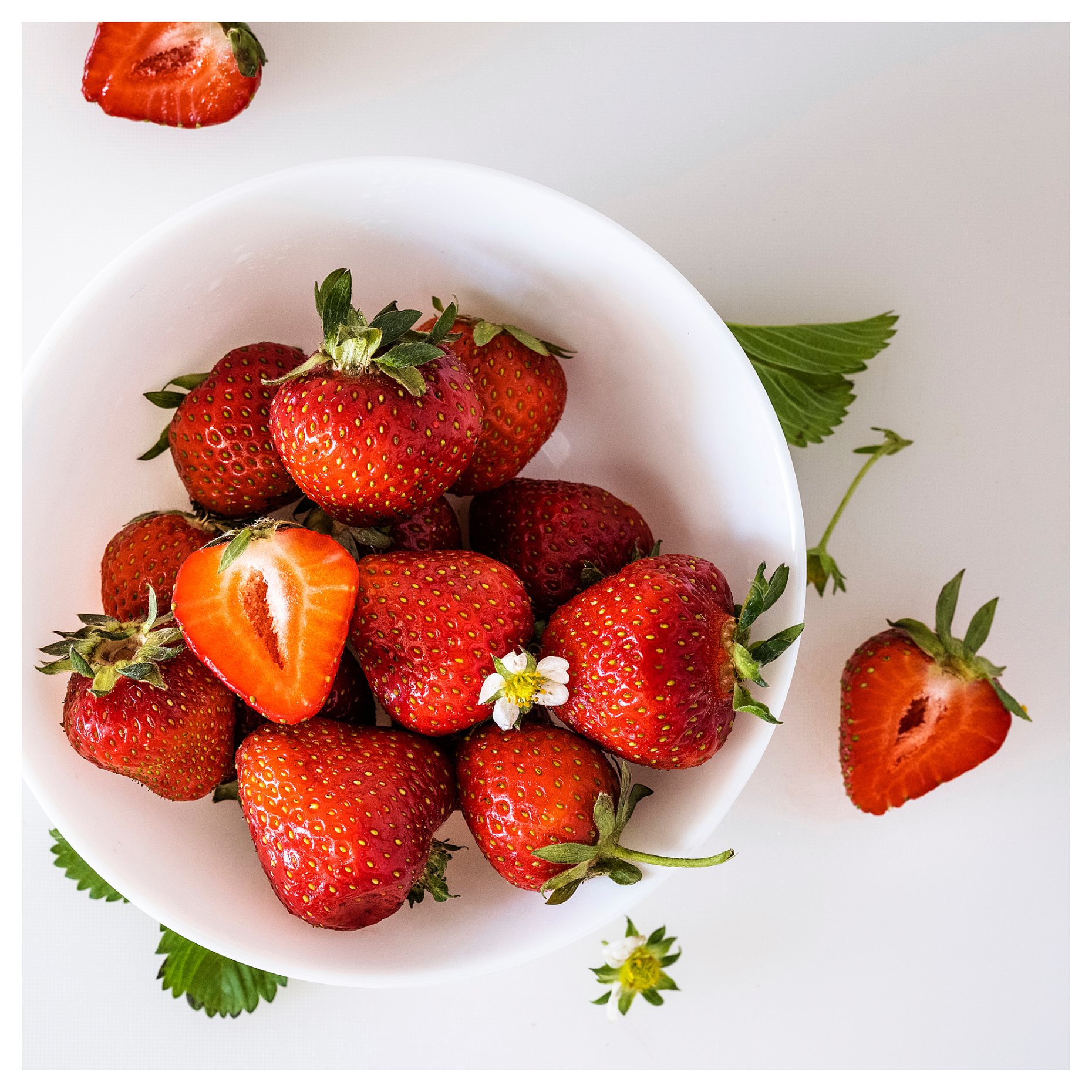 BLODBOK, scented tealight/strawberry/30 pack,, 305.826.62