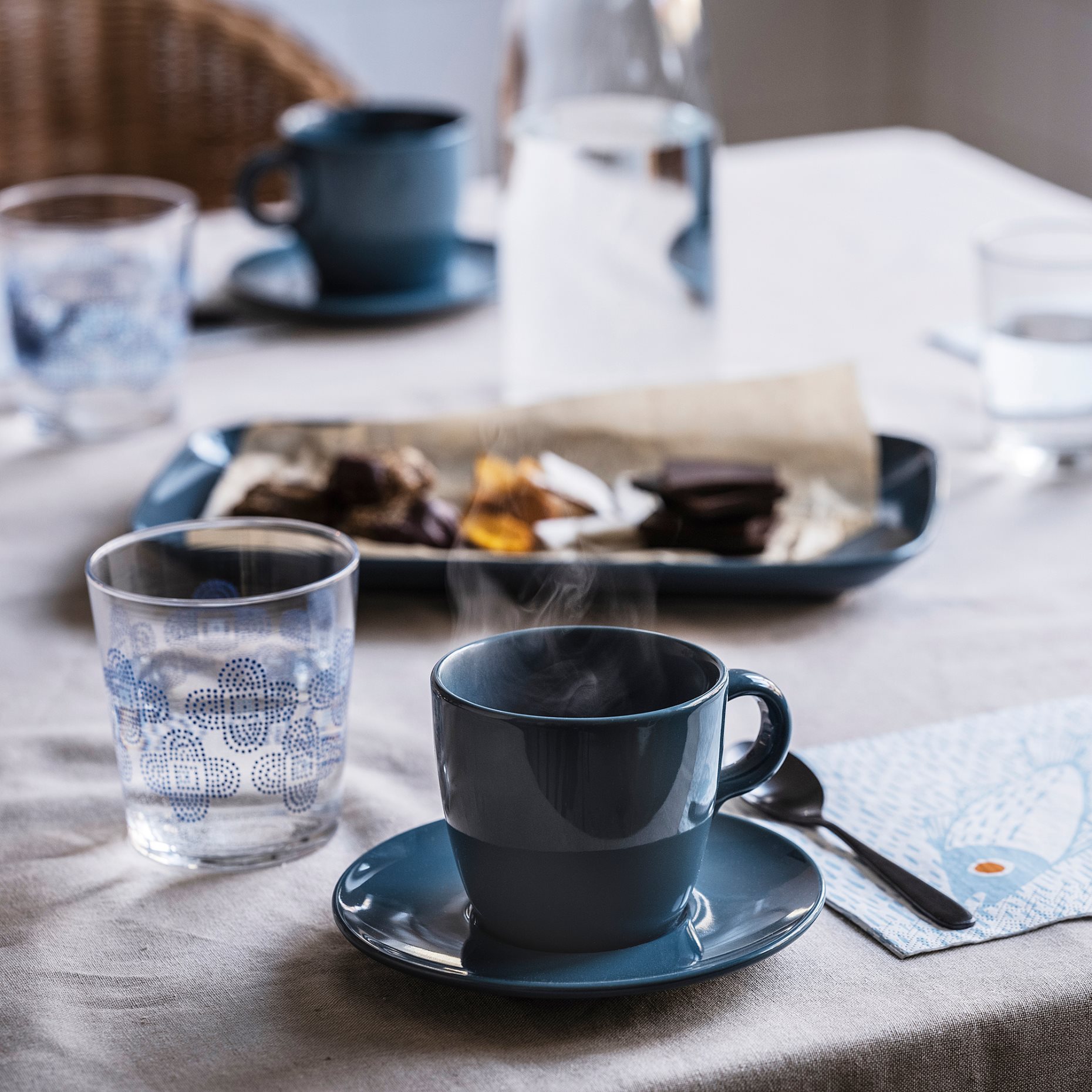FÄRGKLAR, cup with saucer/glossy, 4 pack, 25 cl, 404.818.27
