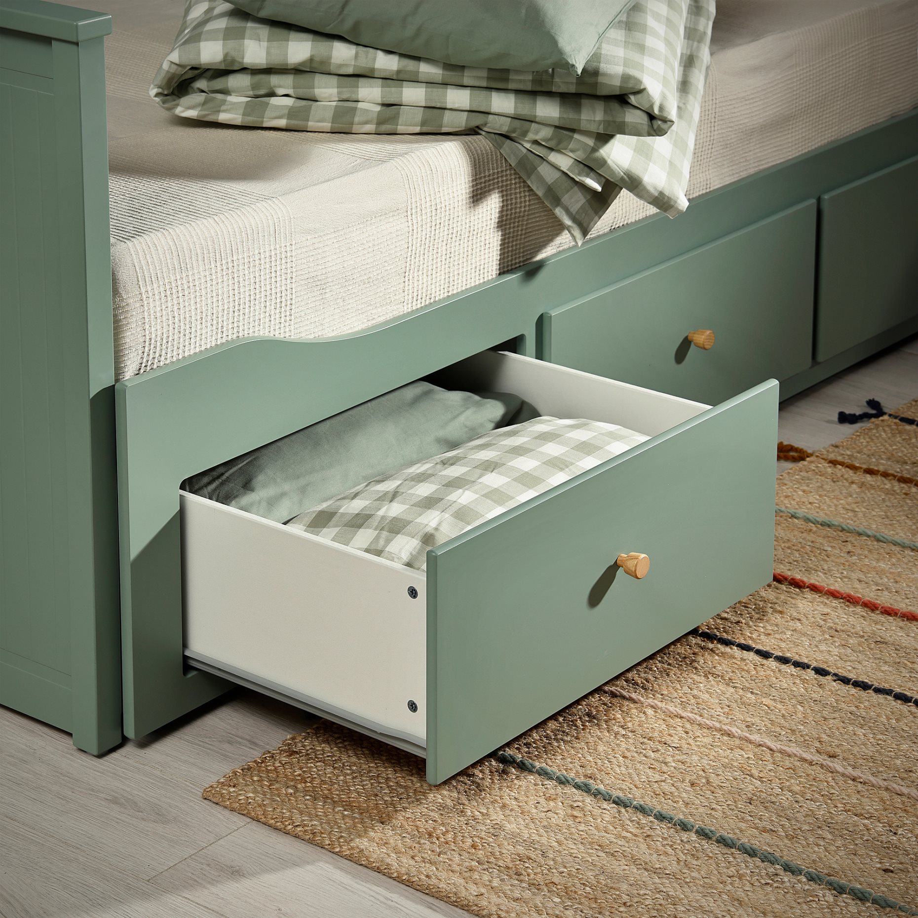 HEMNES, day-bed with 3 drawers/2 mattresses, 80x200 cm, 496.102.31