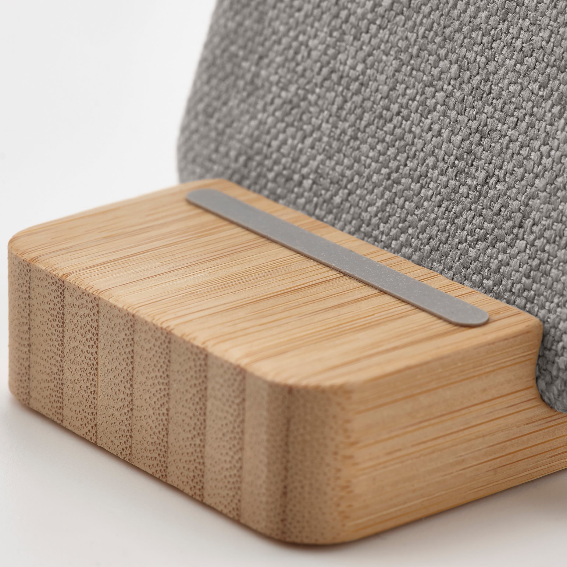 NORDMÄRKE, wireless charging stand, 504.899.98