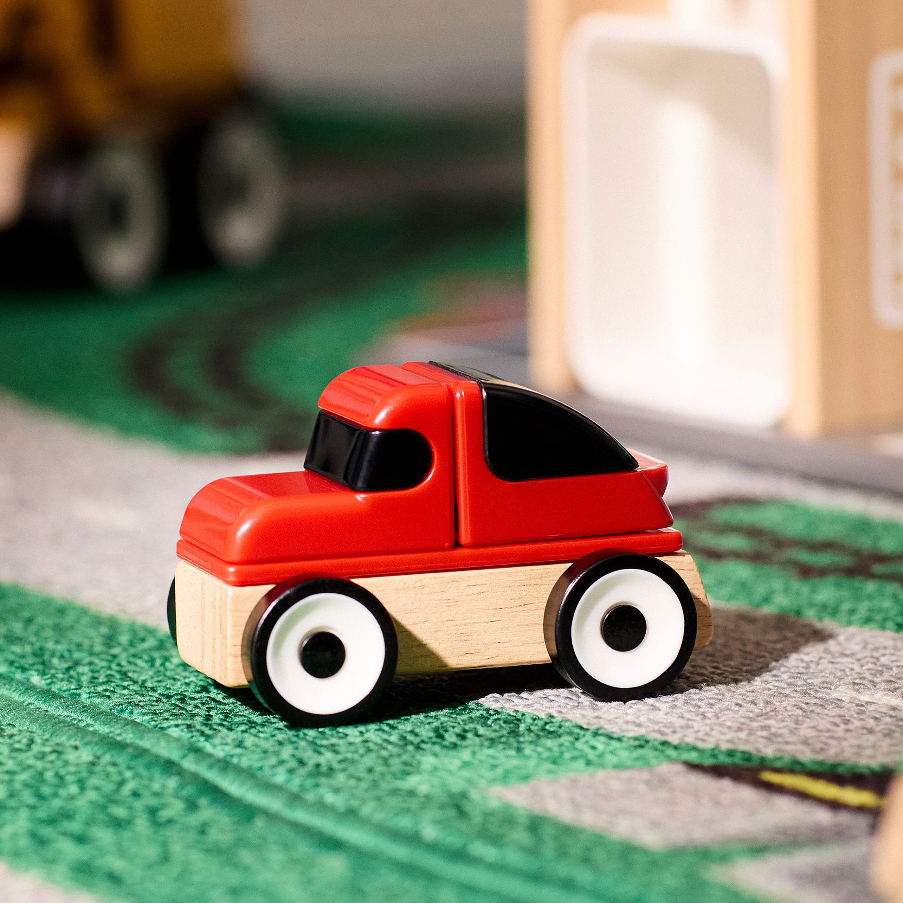 LILLABO, 4-piece vehicle set/sports car/school bus/recycling truck/police car, 505.893.61