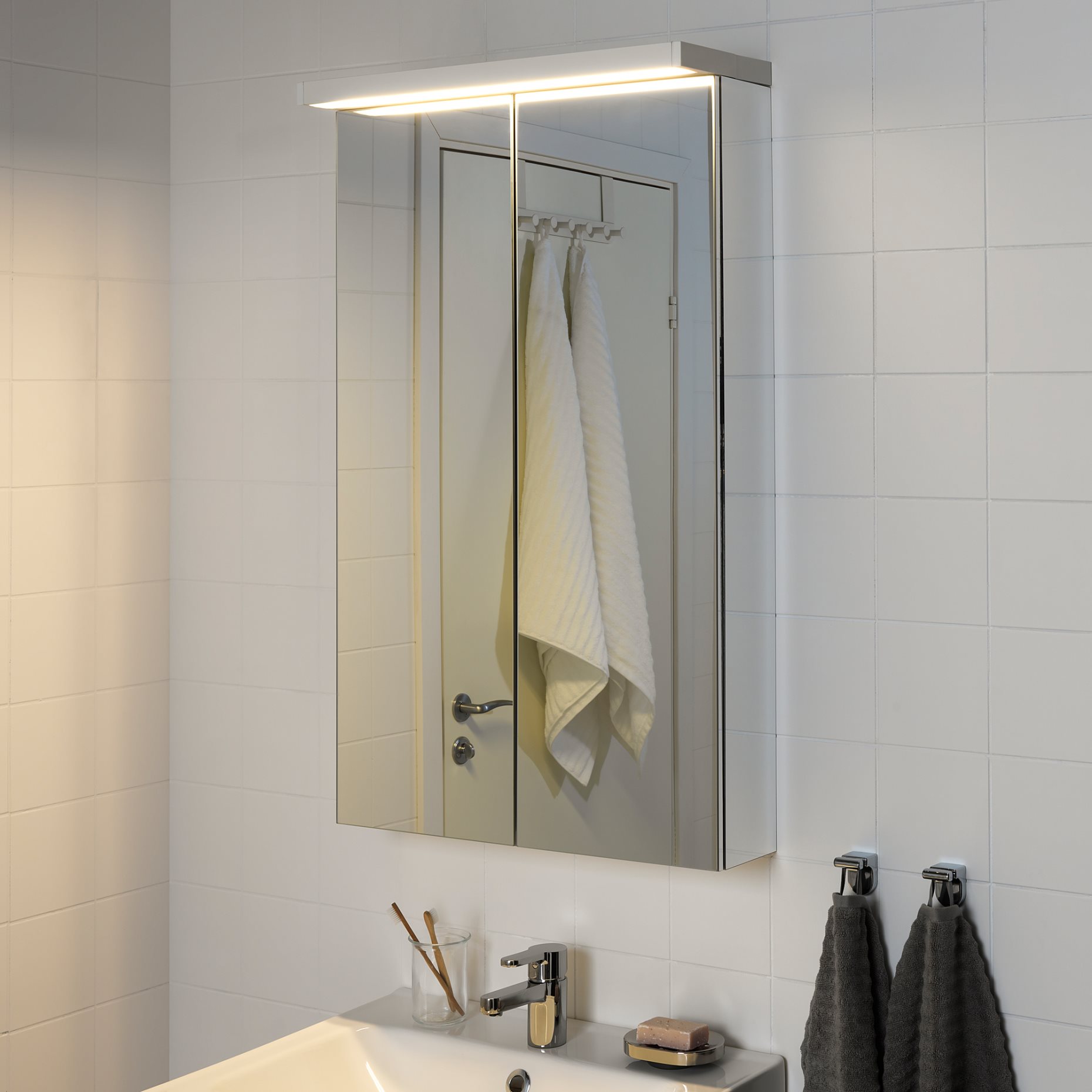 GODMORGON, cabinet/wall lighting with built-in LED light source, 60 cm, 605.373.95