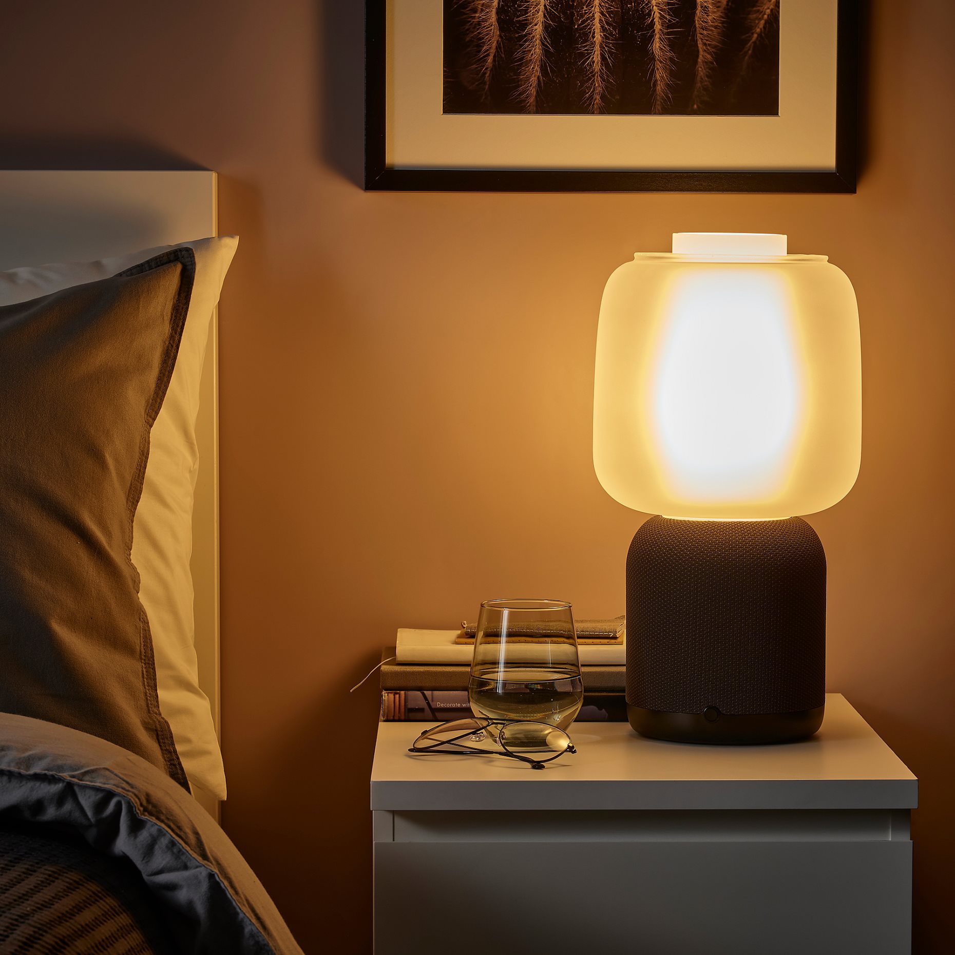 SYMFONISK, speaker lamp with Wi-Fi, glass shade, 694.881.35