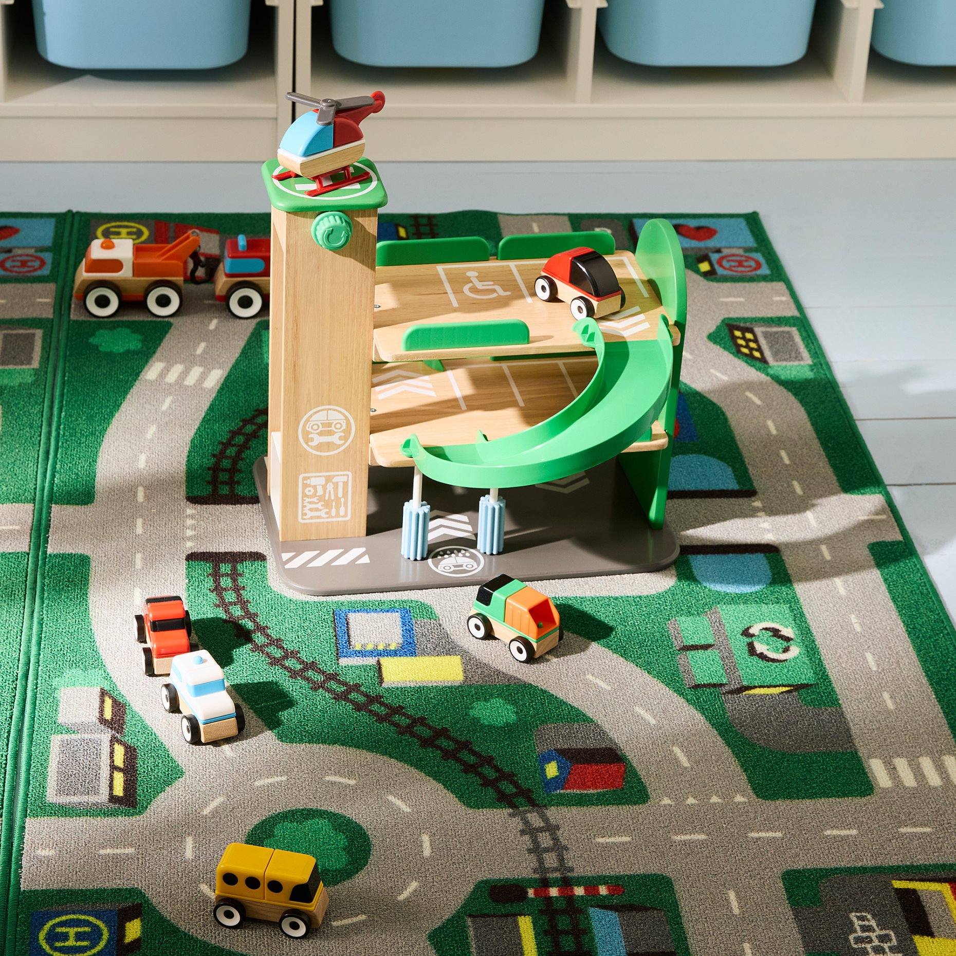 LILLABO, garage with car and helicopter, 805.893.50