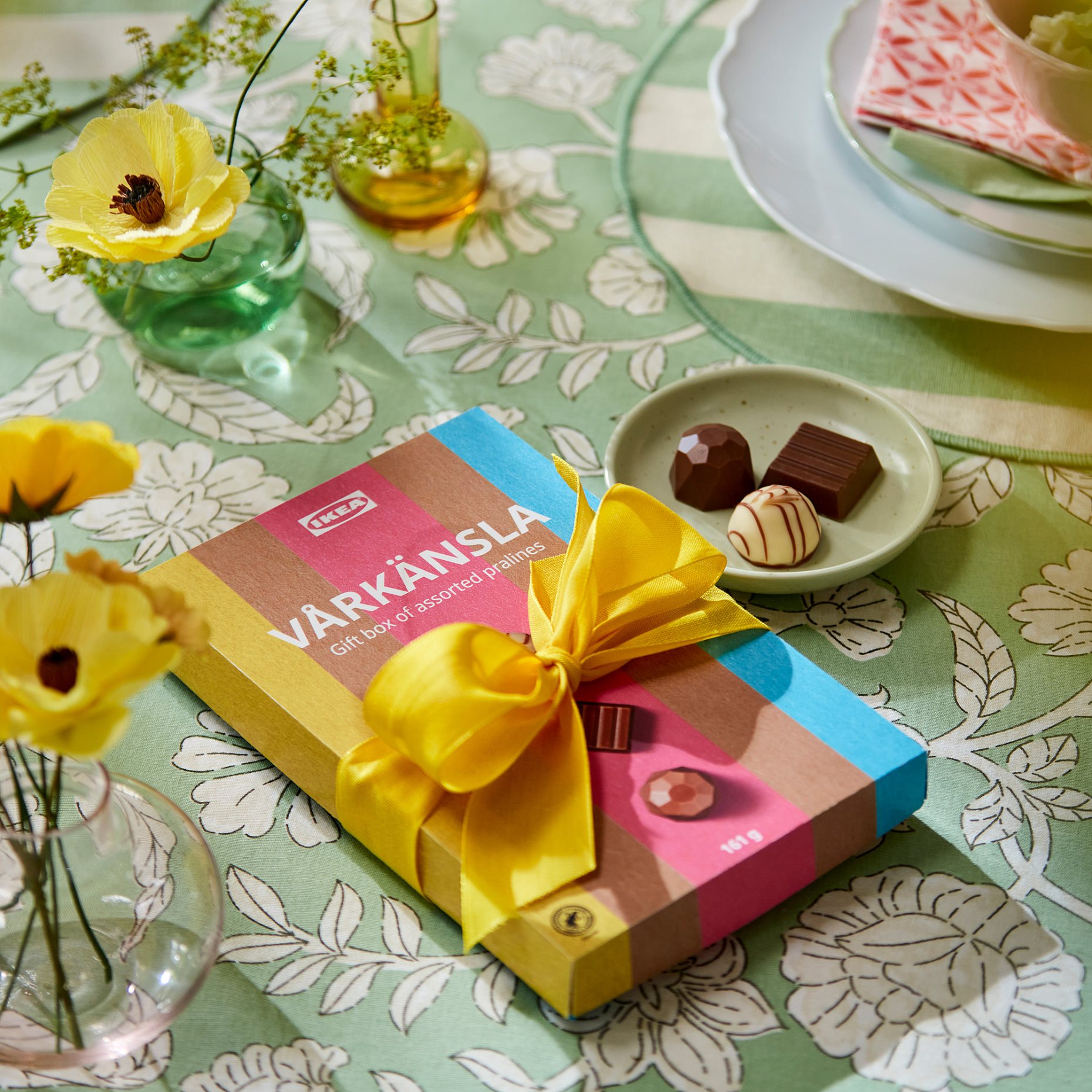 VÅRKÄNSLA, gift box of assorted pralines/RAC certified, 161 g, 806.297.37