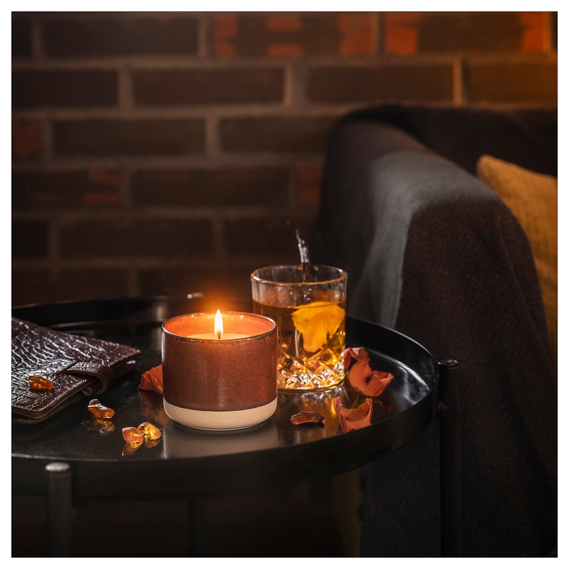 ROSENSLÅN, scented candle in ceramic jar/amber & rose, 25 hr, 905.482.41