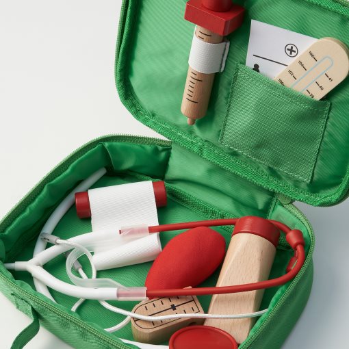 BARKBORRE, 7-piece toy doctor’s set, 205.396.26