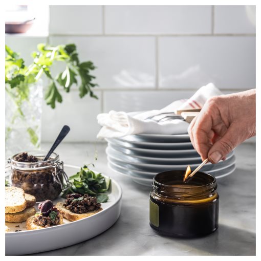 PRAKTRÖNN, scented candle in glass with lid/Spring herbs, 20 hr, 305.388.72