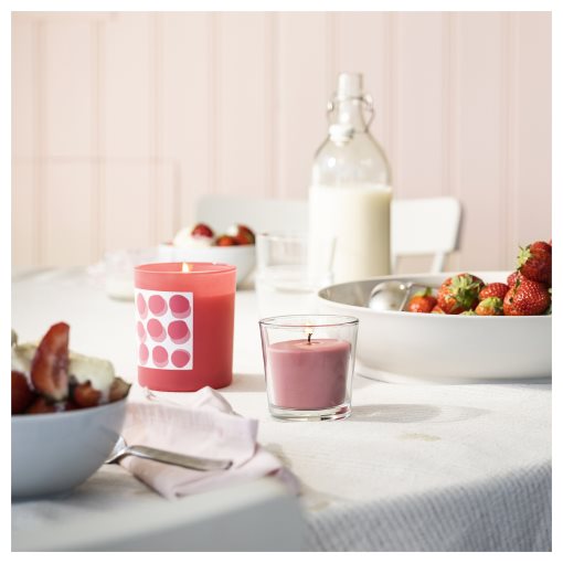 BLODBOK, scented candle in glass/strawberry, 25 hr, 905.826.64