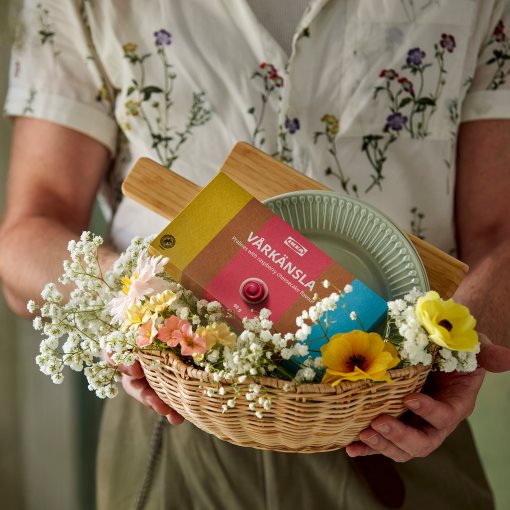 VÅRKÄNSLA, gift box praline white choco raspberries/RAC certified, 90 g, 806.236.98