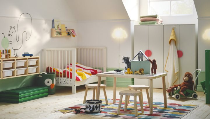 A Scandinavian children’s room with space for fun and sleep – times two
