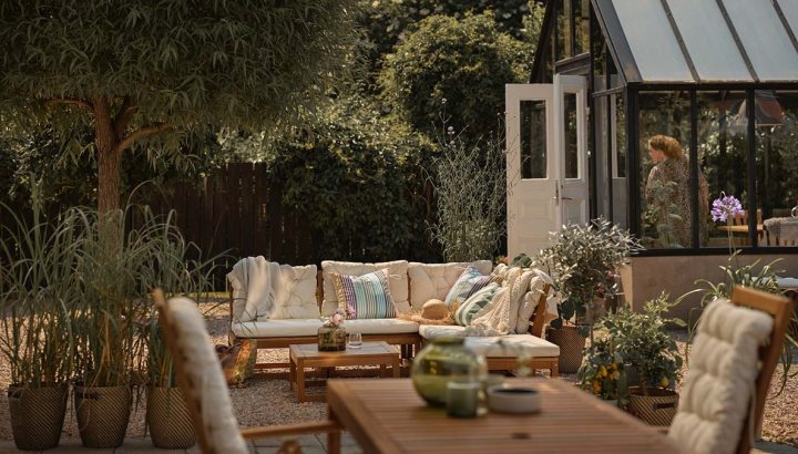 Planning your patio and choosing outdoor furniture