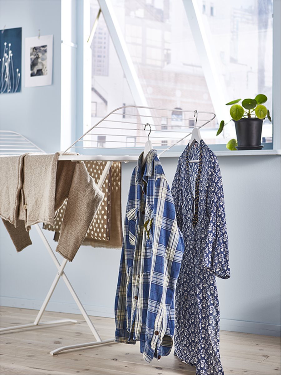 Αερίστε τα ρούχα που θέλετε να βάλετε δεύτερη φορά